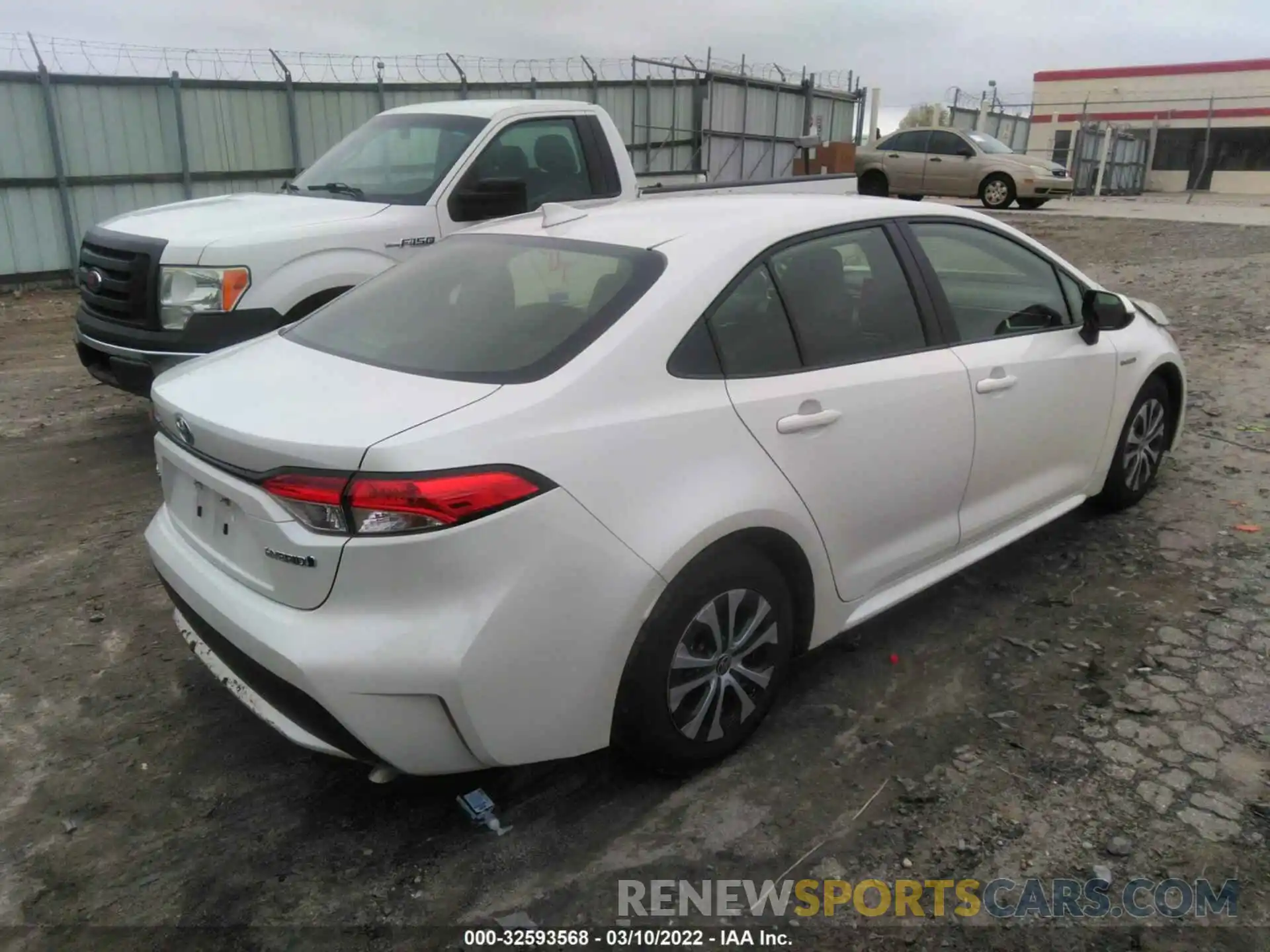 4 Photograph of a damaged car JTDEAMDE0MJ021494 TOYOTA COROLLA 2021