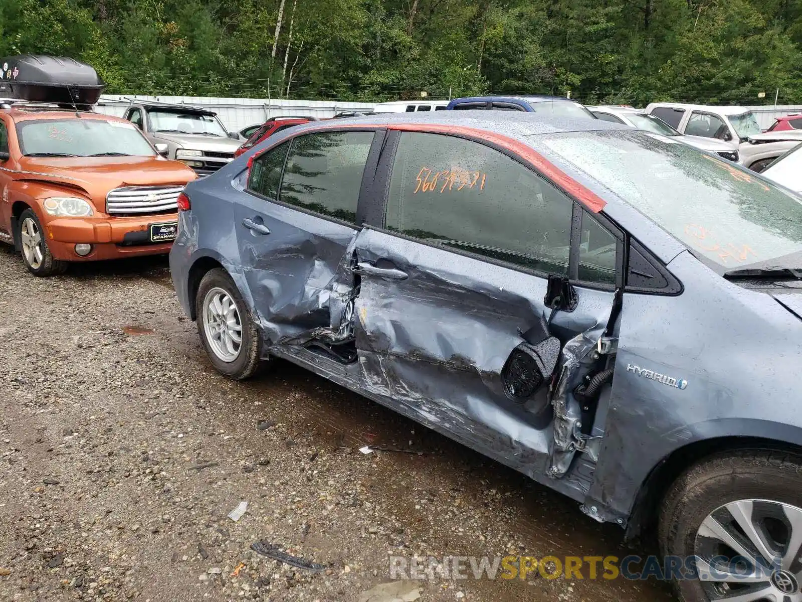 9 Photograph of a damaged car JTDEAMDE0MJ022516 TOYOTA COROLLA 2021