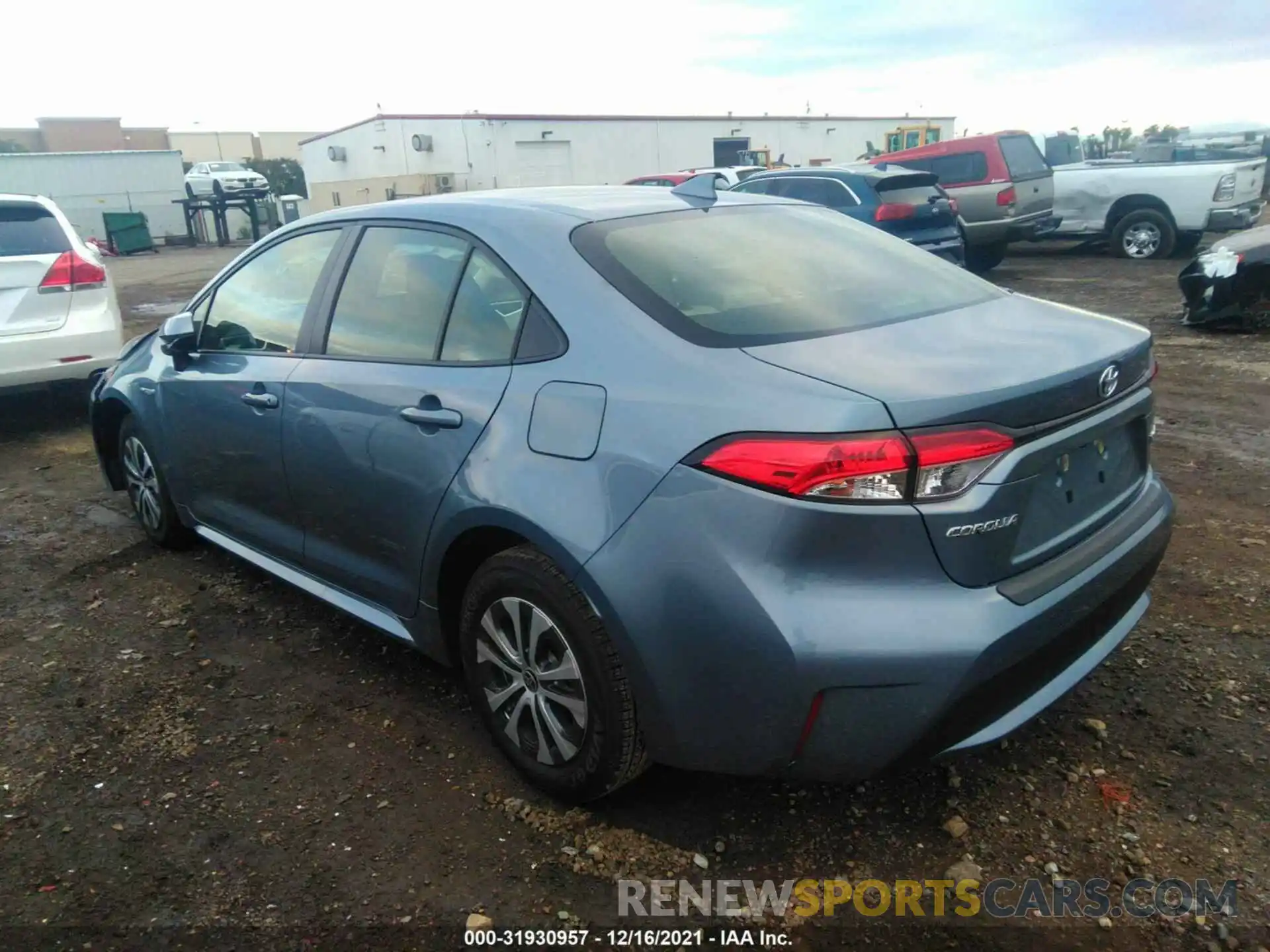 3 Photograph of a damaged car JTDEAMDE0MJ023830 TOYOTA COROLLA 2021