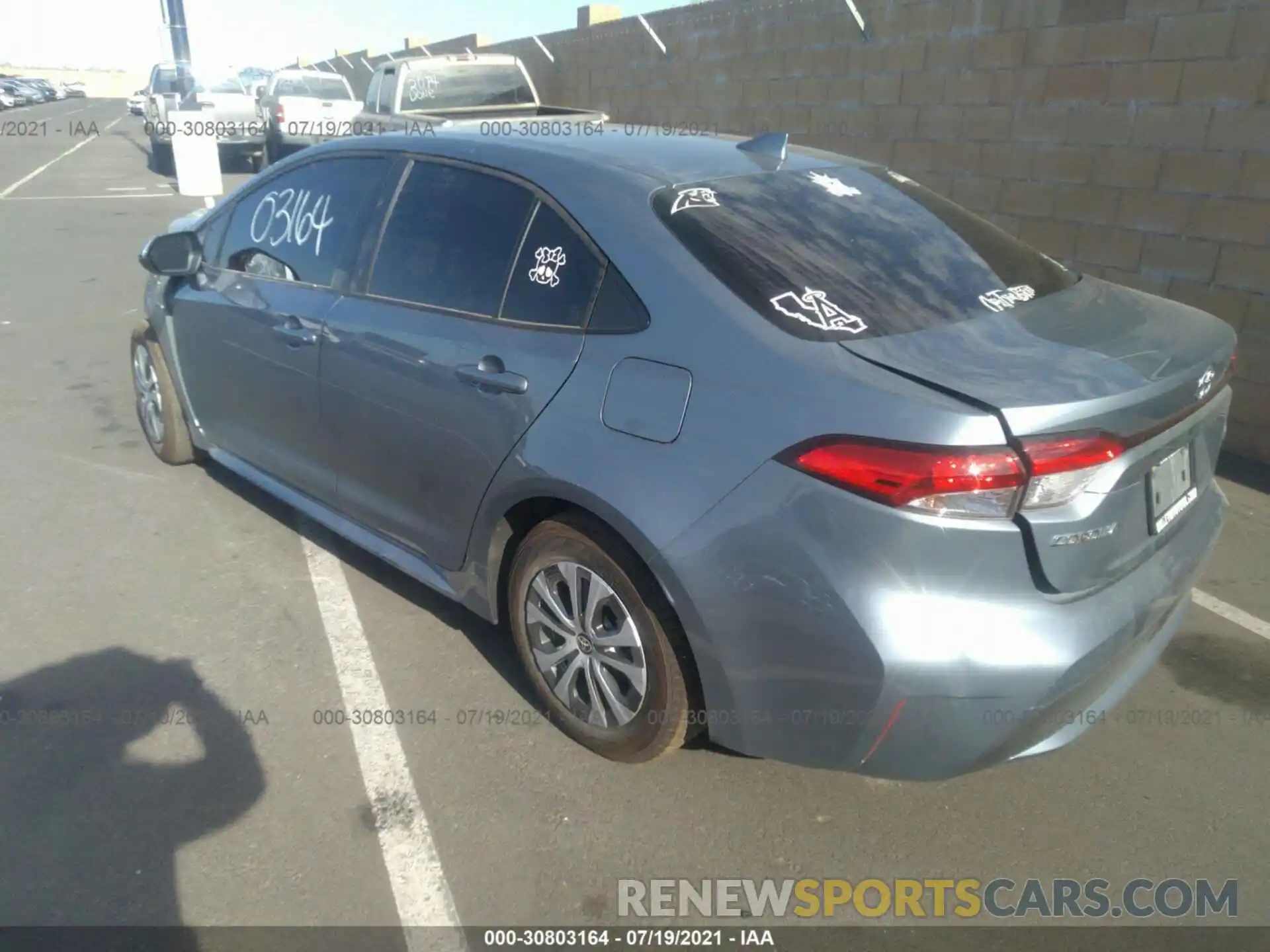 3 Photograph of a damaged car JTDEAMDE0MJ026761 TOYOTA COROLLA 2021