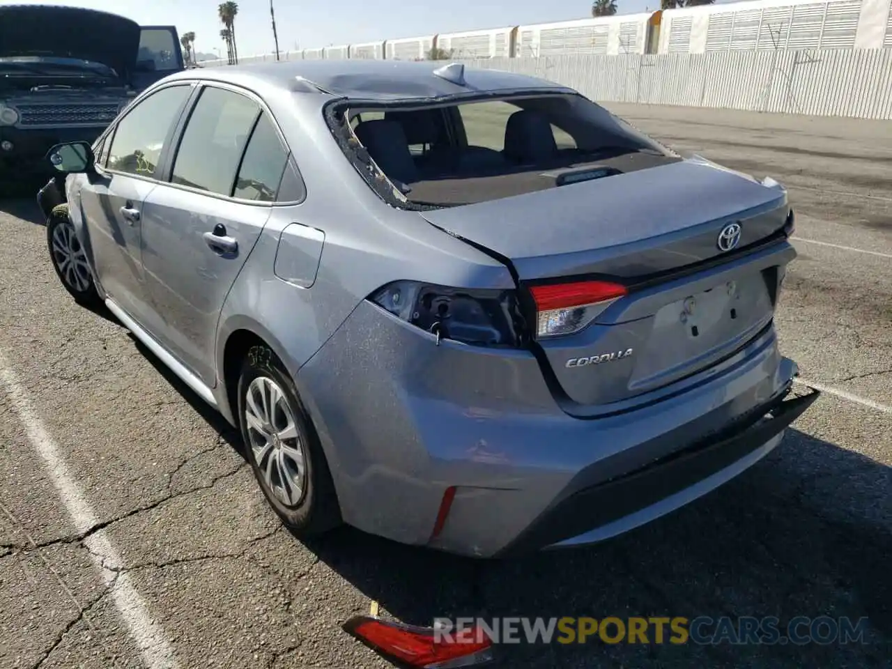 3 Photograph of a damaged car JTDEAMDE0MJ027537 TOYOTA COROLLA 2021