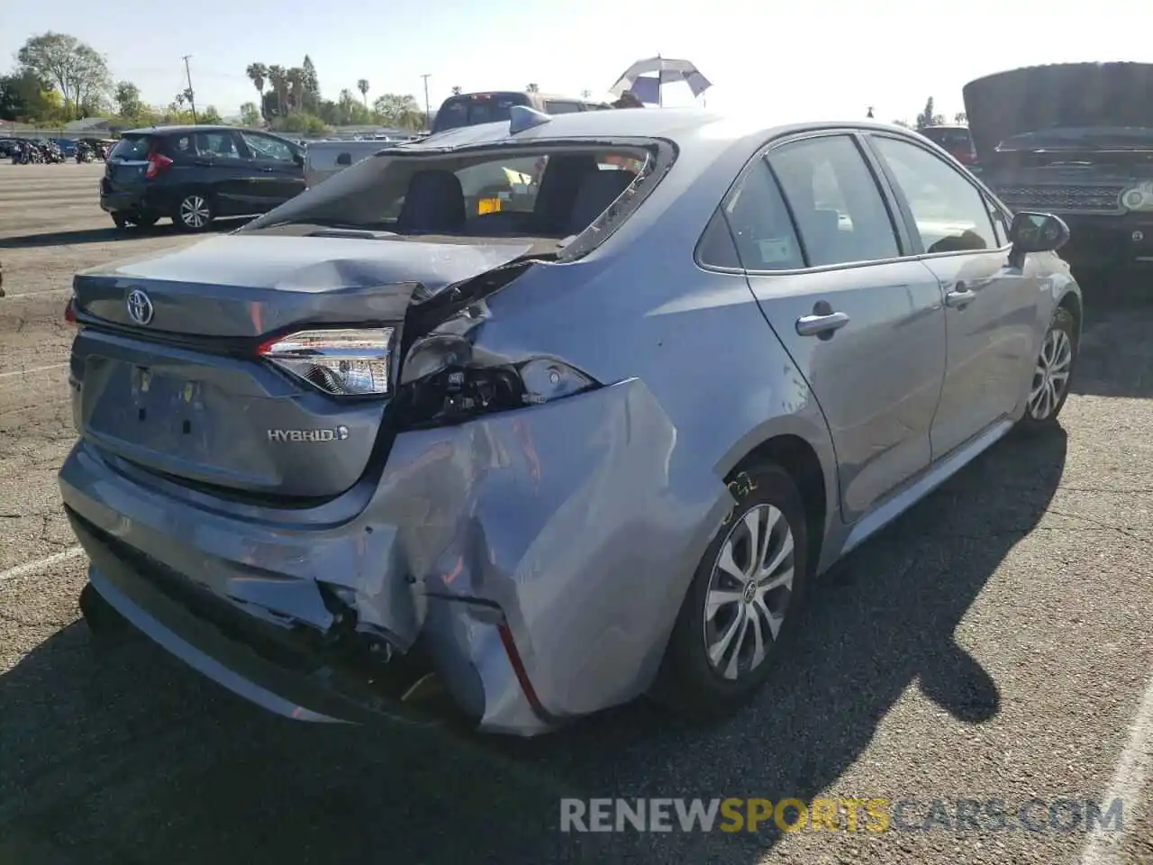 4 Photograph of a damaged car JTDEAMDE0MJ027537 TOYOTA COROLLA 2021