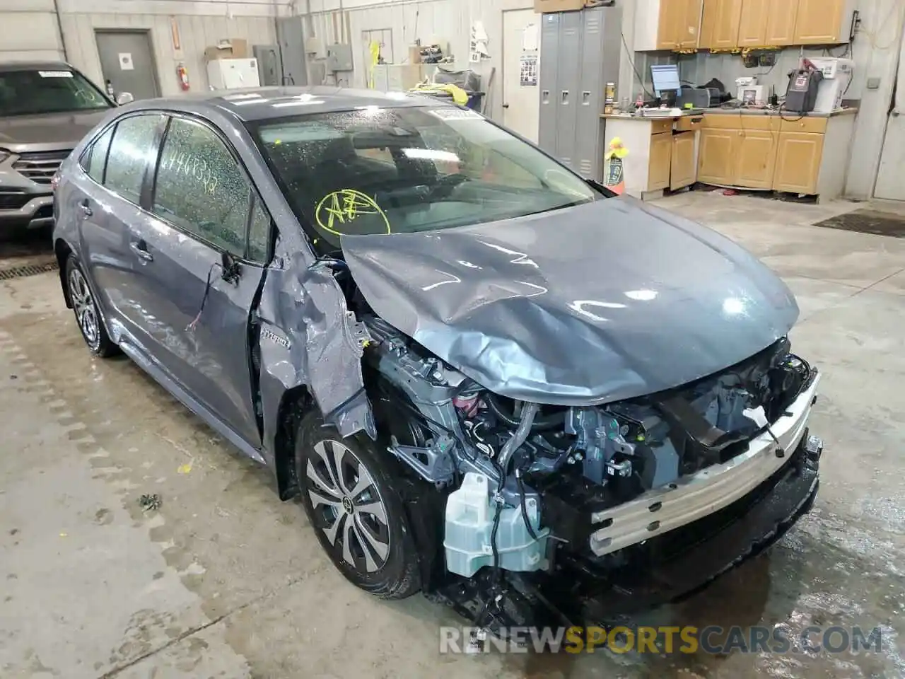 1 Photograph of a damaged car JTDEAMDE0MJ032298 TOYOTA COROLLA 2021