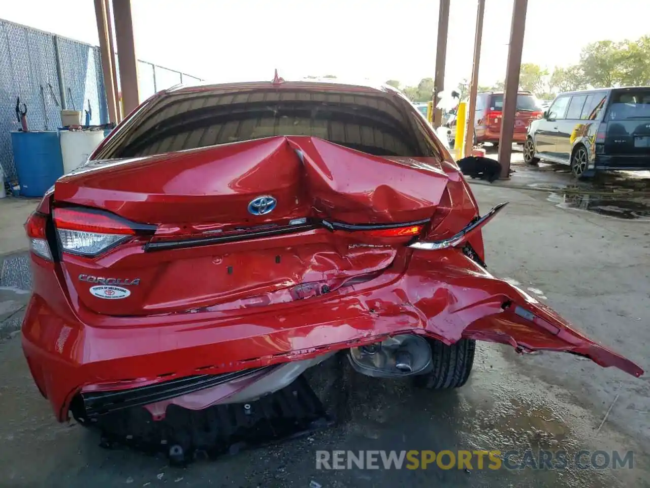 9 Photograph of a damaged car JTDEAMDE0MJ033614 TOYOTA COROLLA 2021