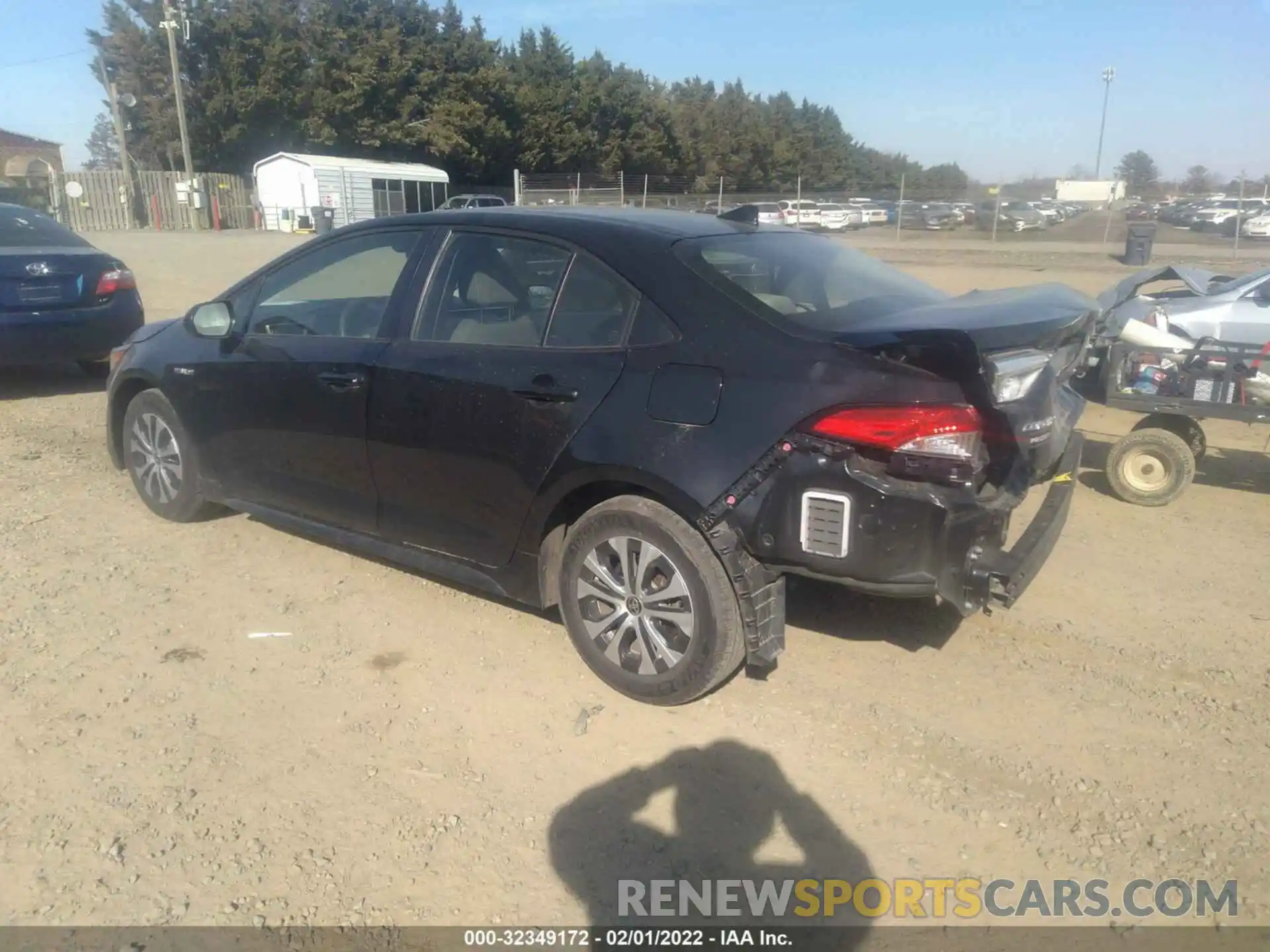 3 Photograph of a damaged car JTDEAMDE1MJ004171 TOYOTA COROLLA 2021