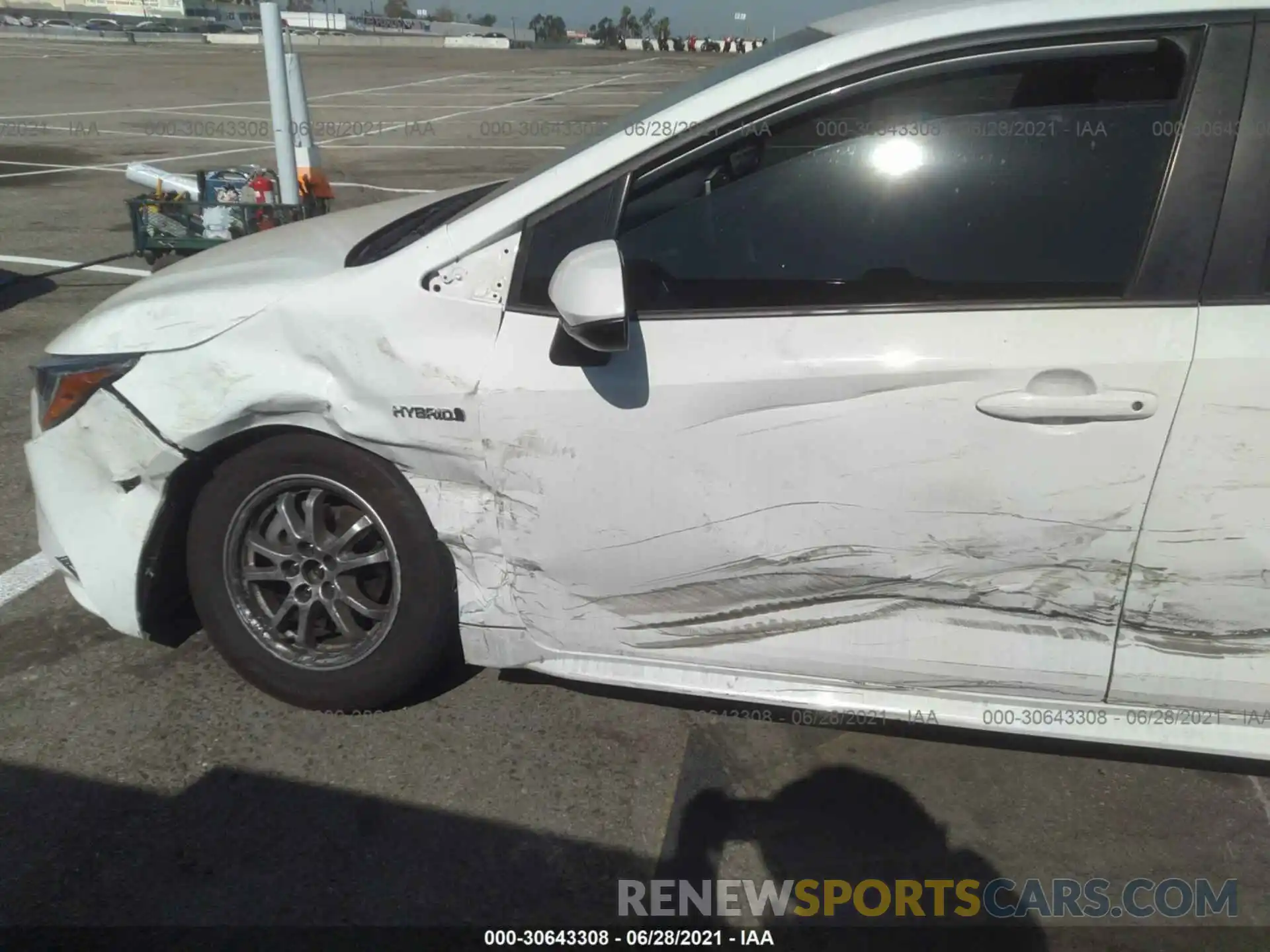 6 Photograph of a damaged car JTDEAMDE1MJ006602 TOYOTA COROLLA 2021