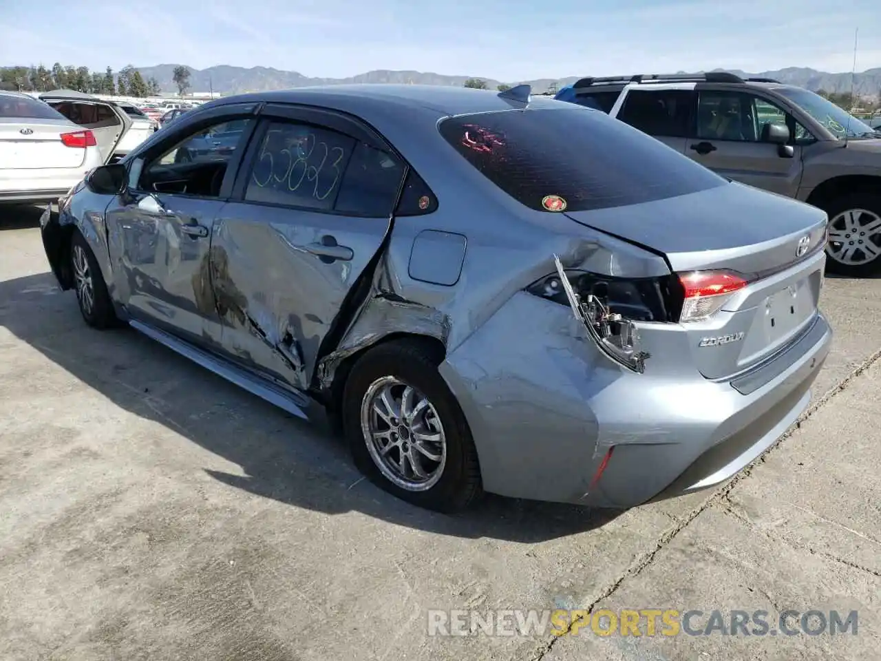 3 Photograph of a damaged car JTDEAMDE1MJ009144 TOYOTA COROLLA 2021