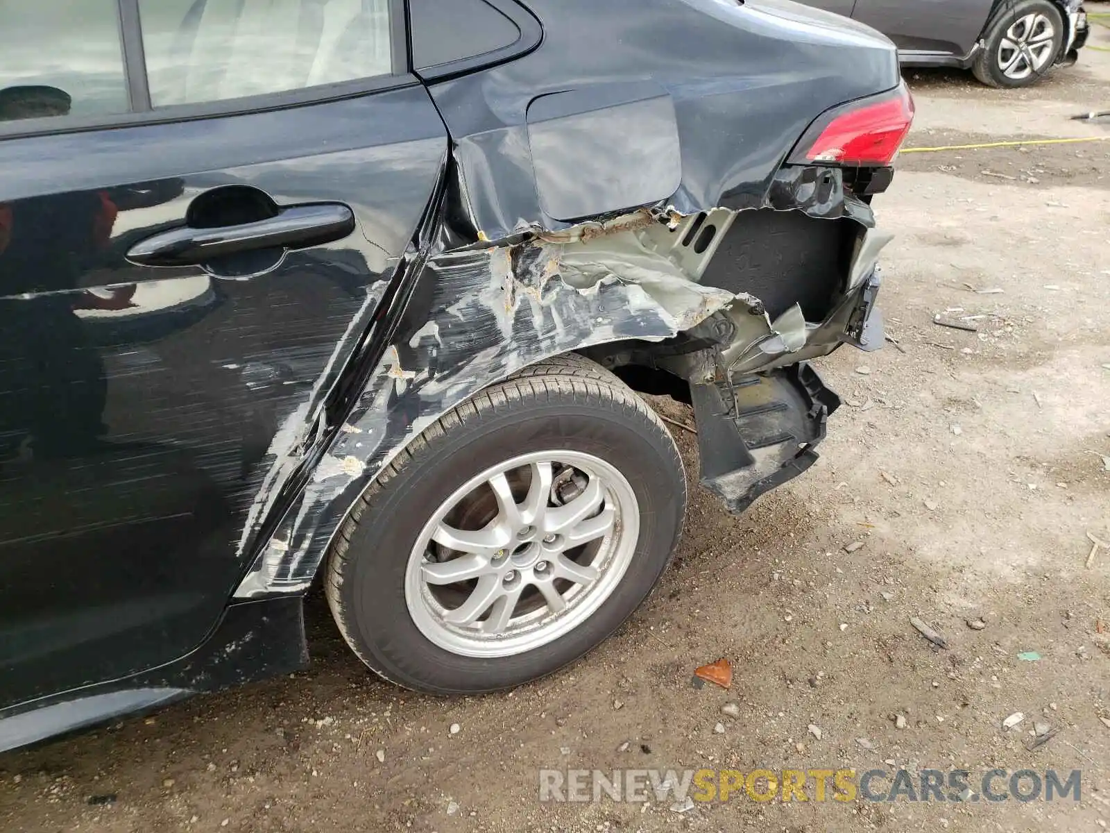 9 Photograph of a damaged car JTDEAMDE1MJ009628 TOYOTA COROLLA 2021