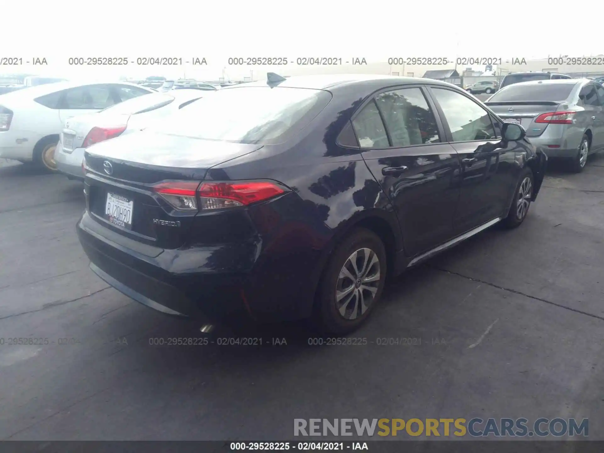 4 Photograph of a damaged car JTDEAMDE1MJ012996 TOYOTA COROLLA 2021