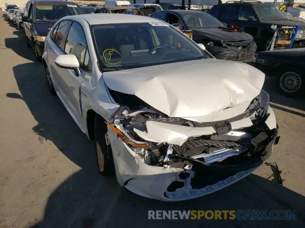 1 Photograph of a damaged car JTDEAMDE1MJ013324 TOYOTA COROLLA 2021