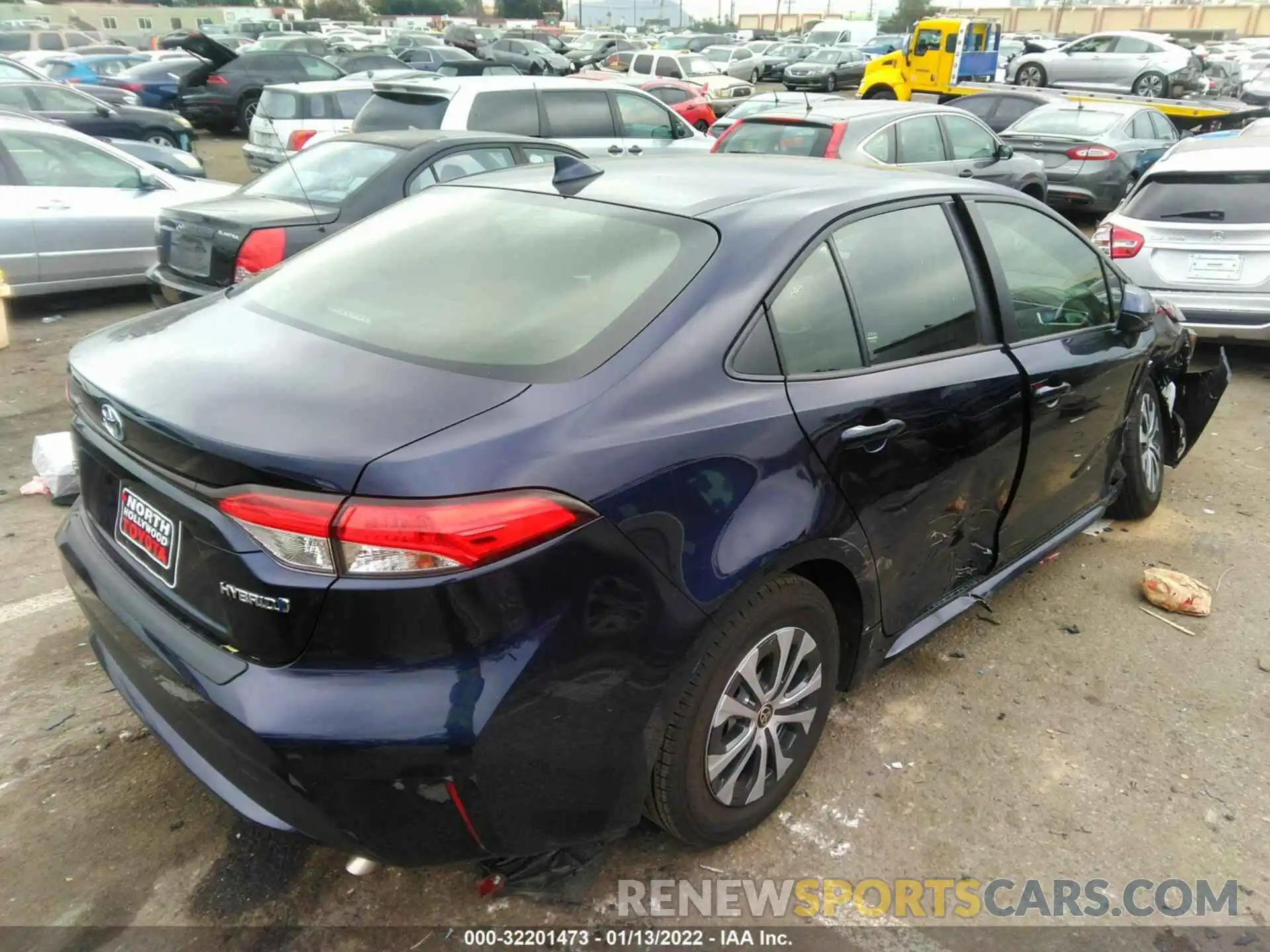 4 Photograph of a damaged car JTDEAMDE1MJ019253 TOYOTA COROLLA 2021