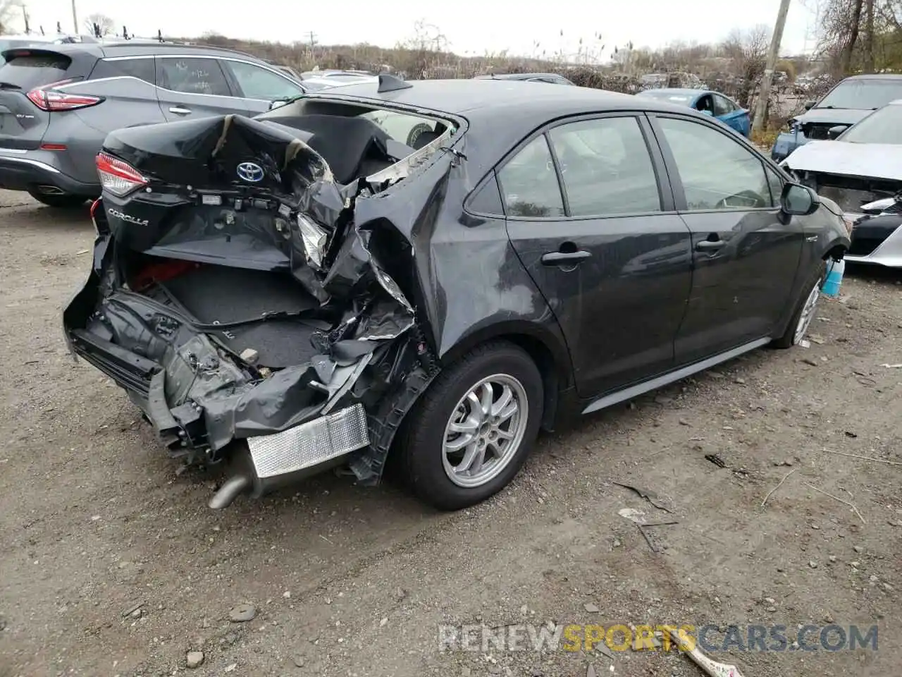 4 Photograph of a damaged car JTDEAMDE1MJ019771 TOYOTA COROLLA 2021