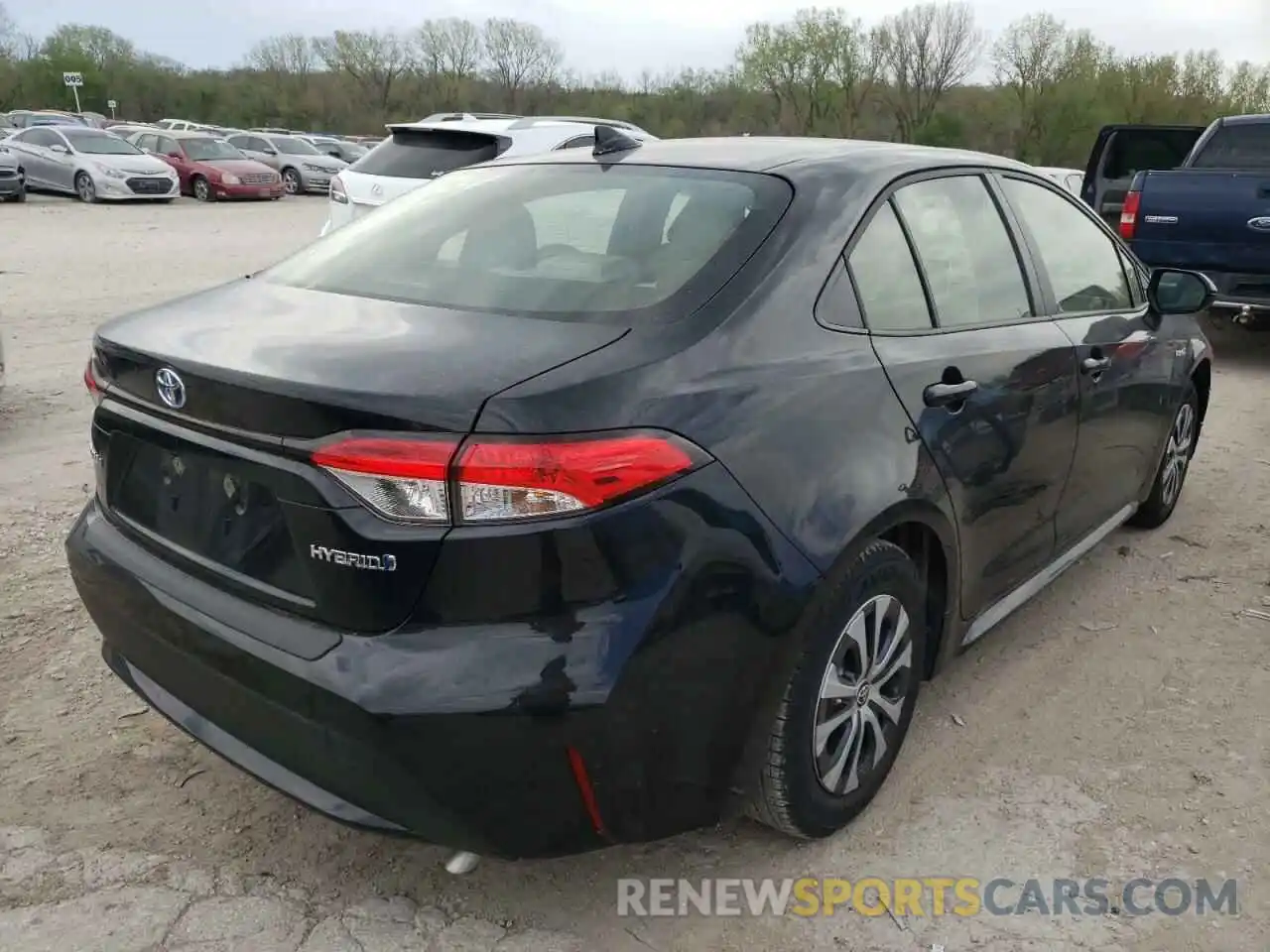 4 Photograph of a damaged car JTDEAMDE1MJ020127 TOYOTA COROLLA 2021