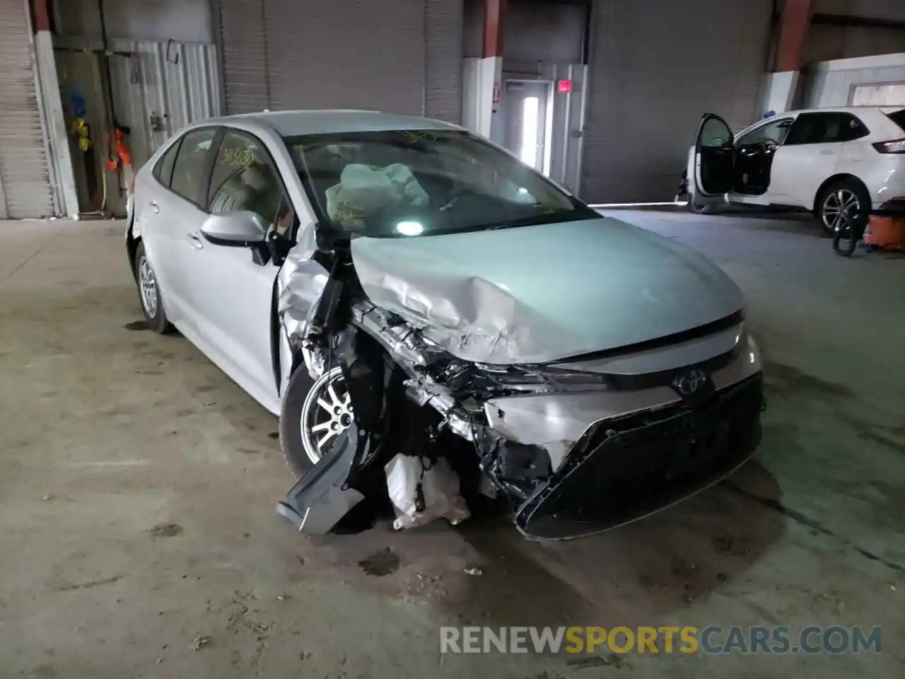 1 Photograph of a damaged car JTDEAMDE1MJ020483 TOYOTA COROLLA 2021