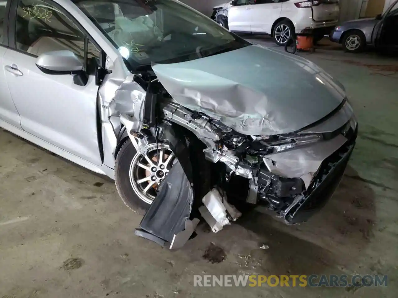 9 Photograph of a damaged car JTDEAMDE1MJ020483 TOYOTA COROLLA 2021