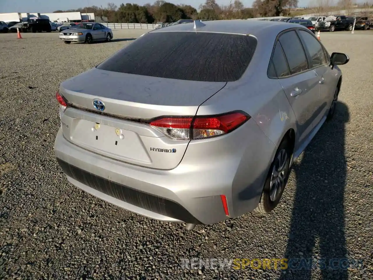 4 Photograph of a damaged car JTDEAMDE1MJ021567 TOYOTA COROLLA 2021