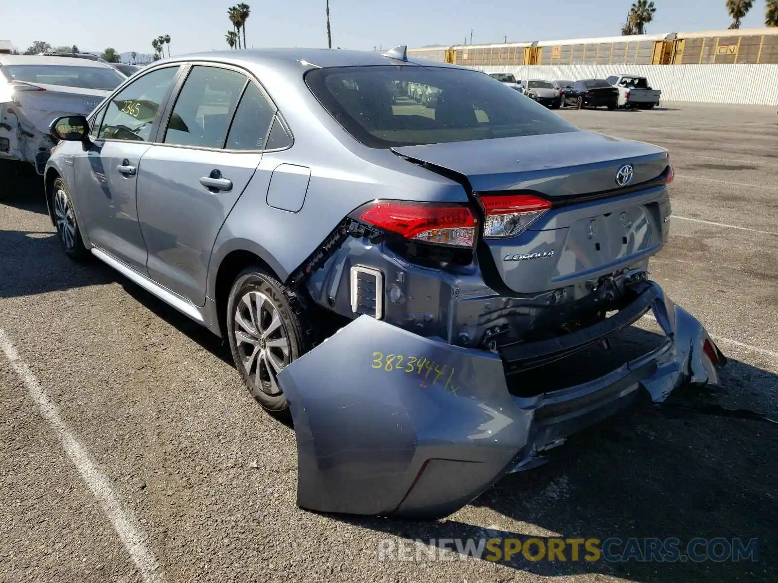 3 Photograph of a damaged car JTDEAMDE1MJ022136 TOYOTA COROLLA 2021