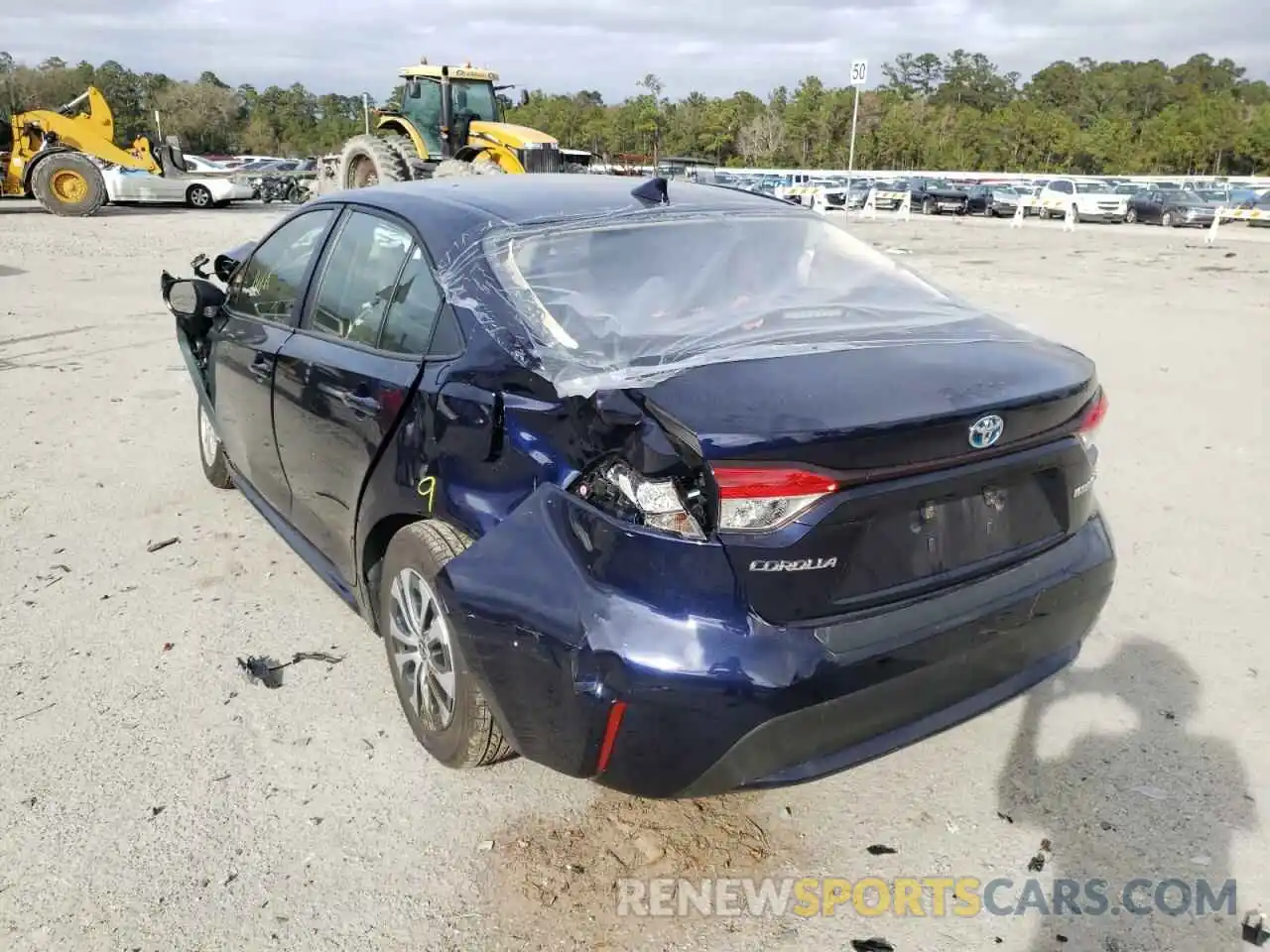 3 Photograph of a damaged car JTDEAMDE1MJ024131 TOYOTA COROLLA 2021