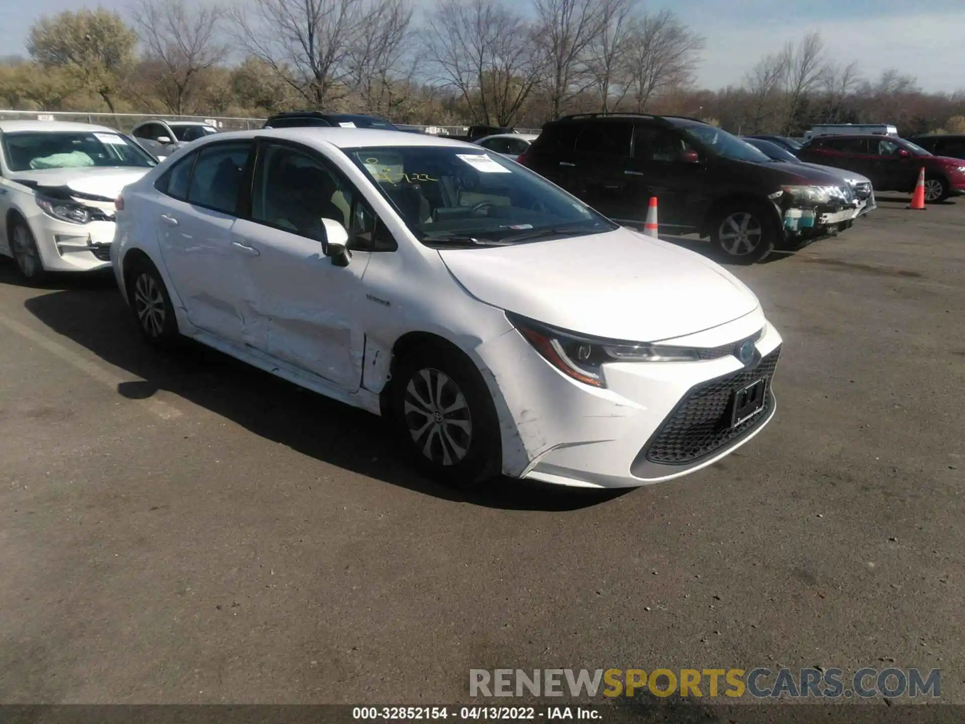 1 Photograph of a damaged car JTDEAMDE1MJ025988 TOYOTA COROLLA 2021