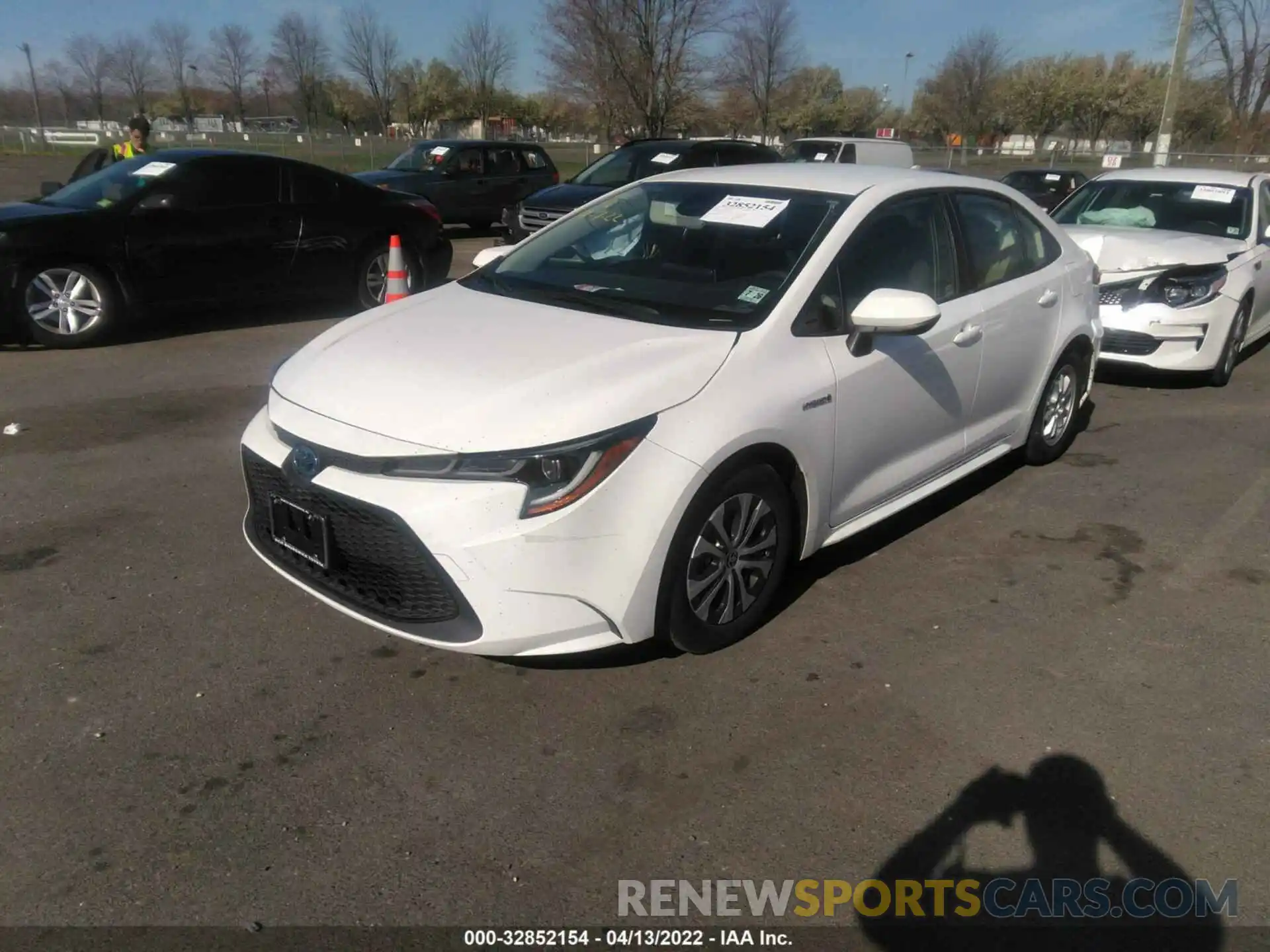 2 Photograph of a damaged car JTDEAMDE1MJ025988 TOYOTA COROLLA 2021