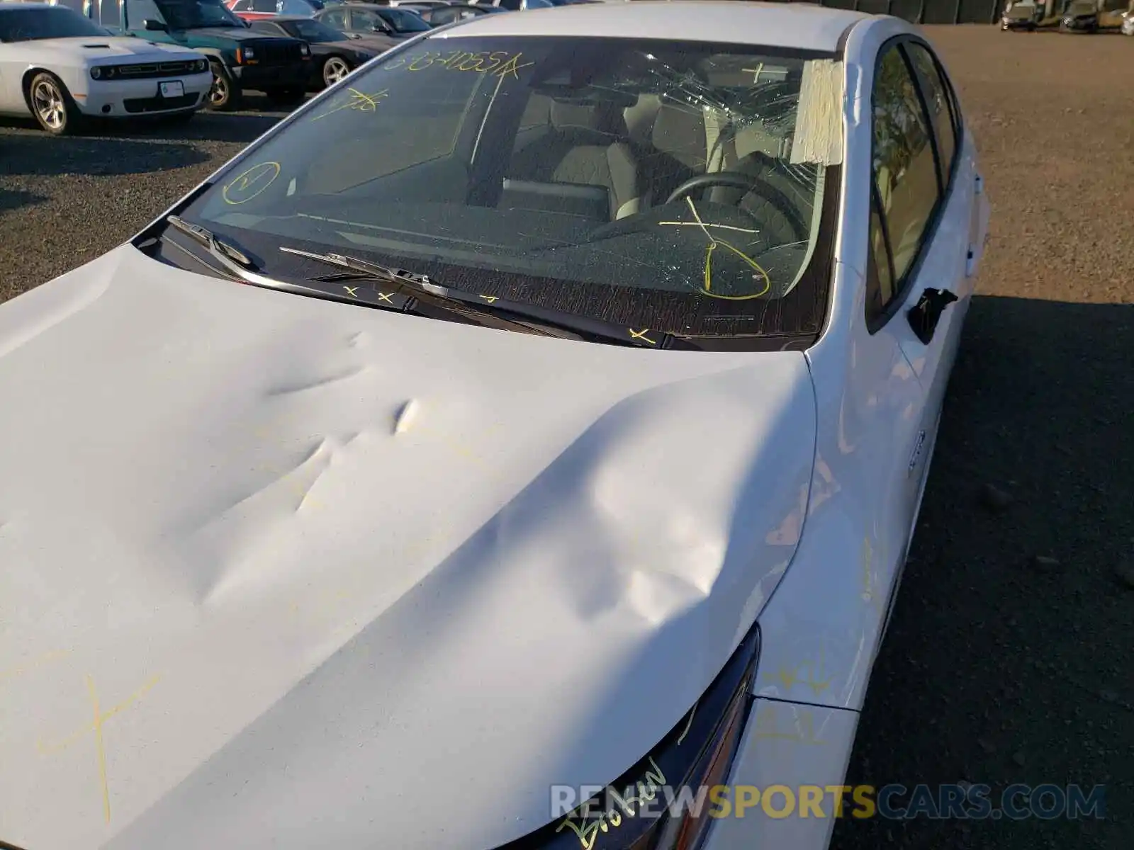 9 Photograph of a damaged car JTDEAMDE1MJ026560 TOYOTA COROLLA 2021