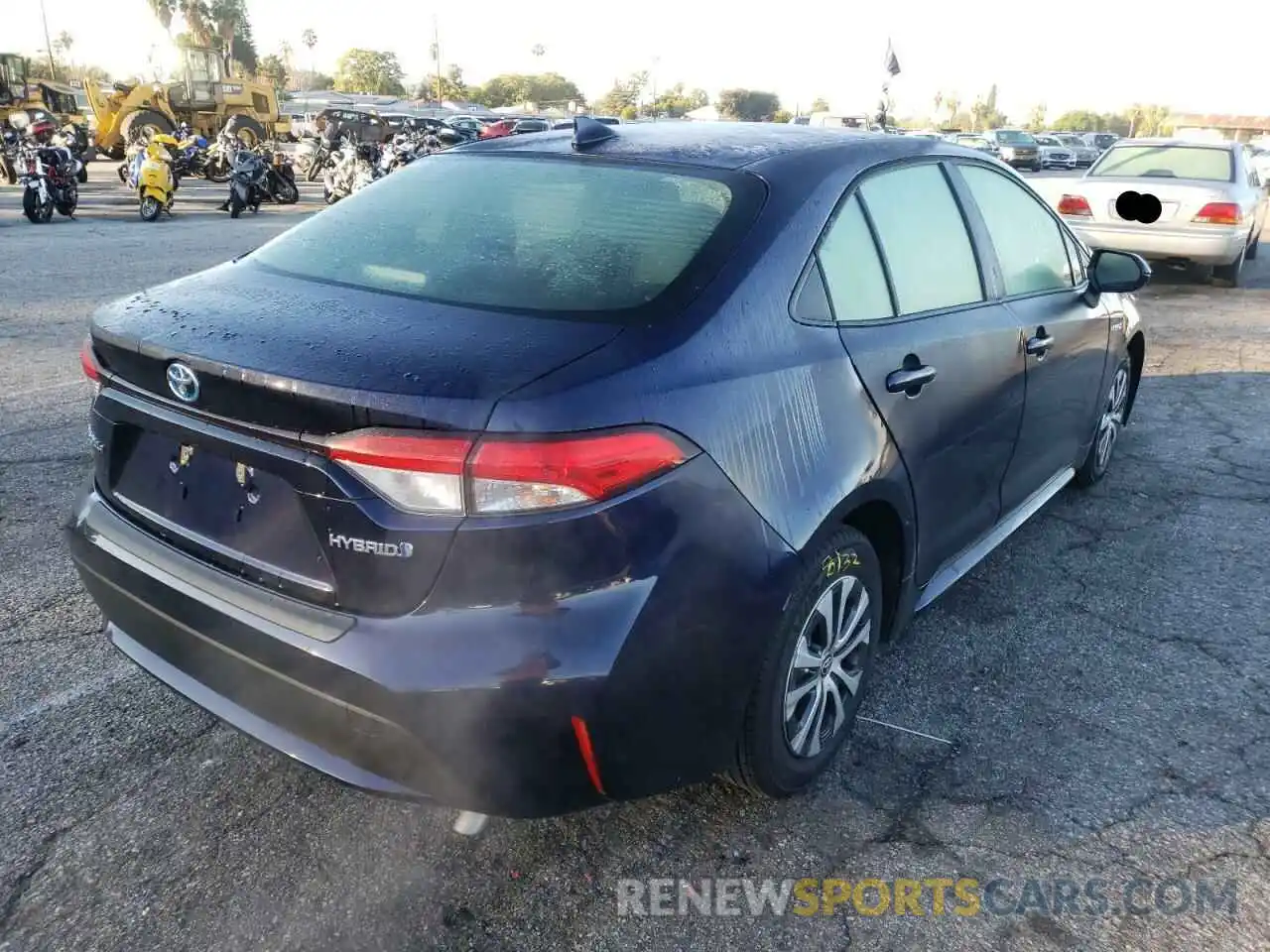 4 Photograph of a damaged car JTDEAMDE1MJ029636 TOYOTA COROLLA 2021