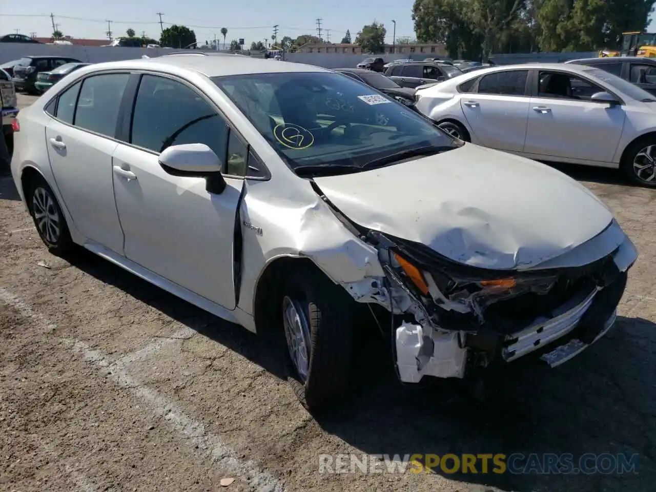 1 Photograph of a damaged car JTDEAMDE1MJ029720 TOYOTA COROLLA 2021