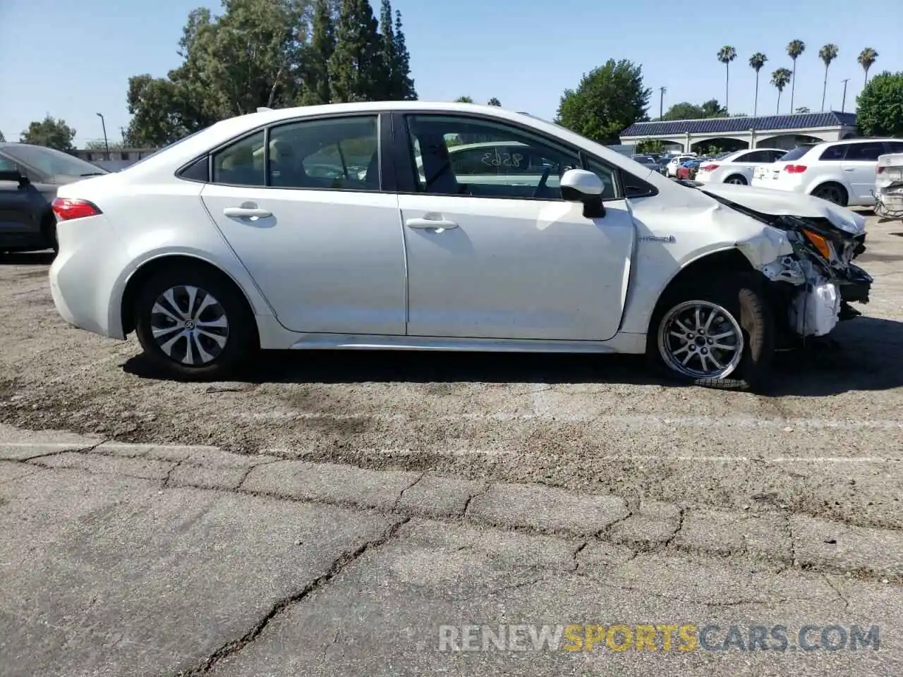 9 Photograph of a damaged car JTDEAMDE1MJ029720 TOYOTA COROLLA 2021