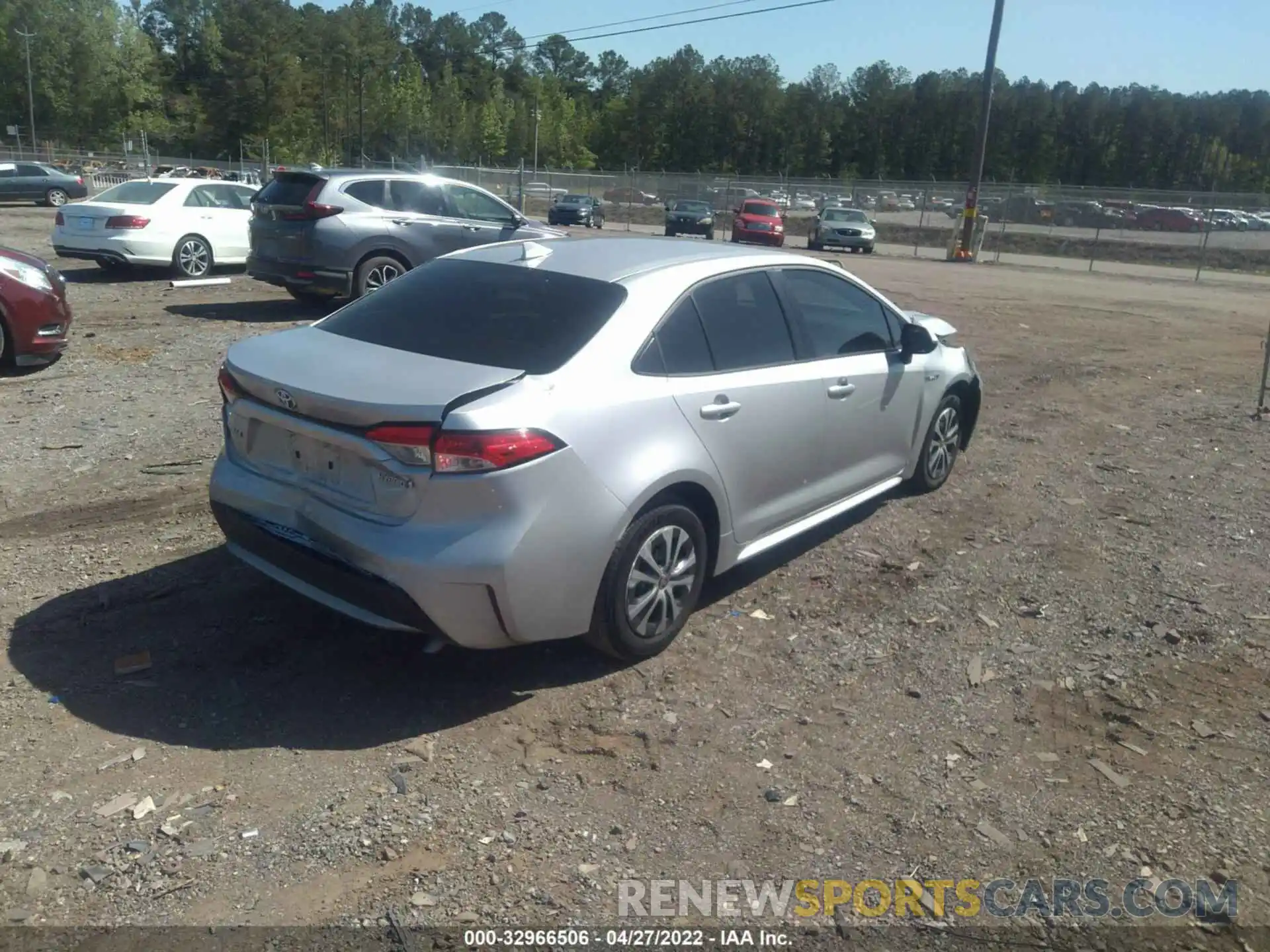 4 Photograph of a damaged car JTDEAMDE1MJ032228 TOYOTA COROLLA 2021