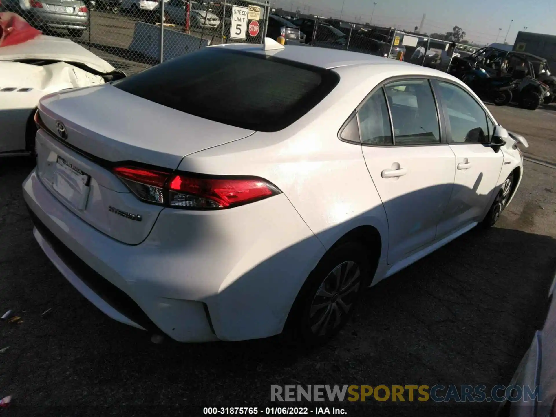 4 Photograph of a damaged car JTDEAMDE1MJ034237 TOYOTA COROLLA 2021