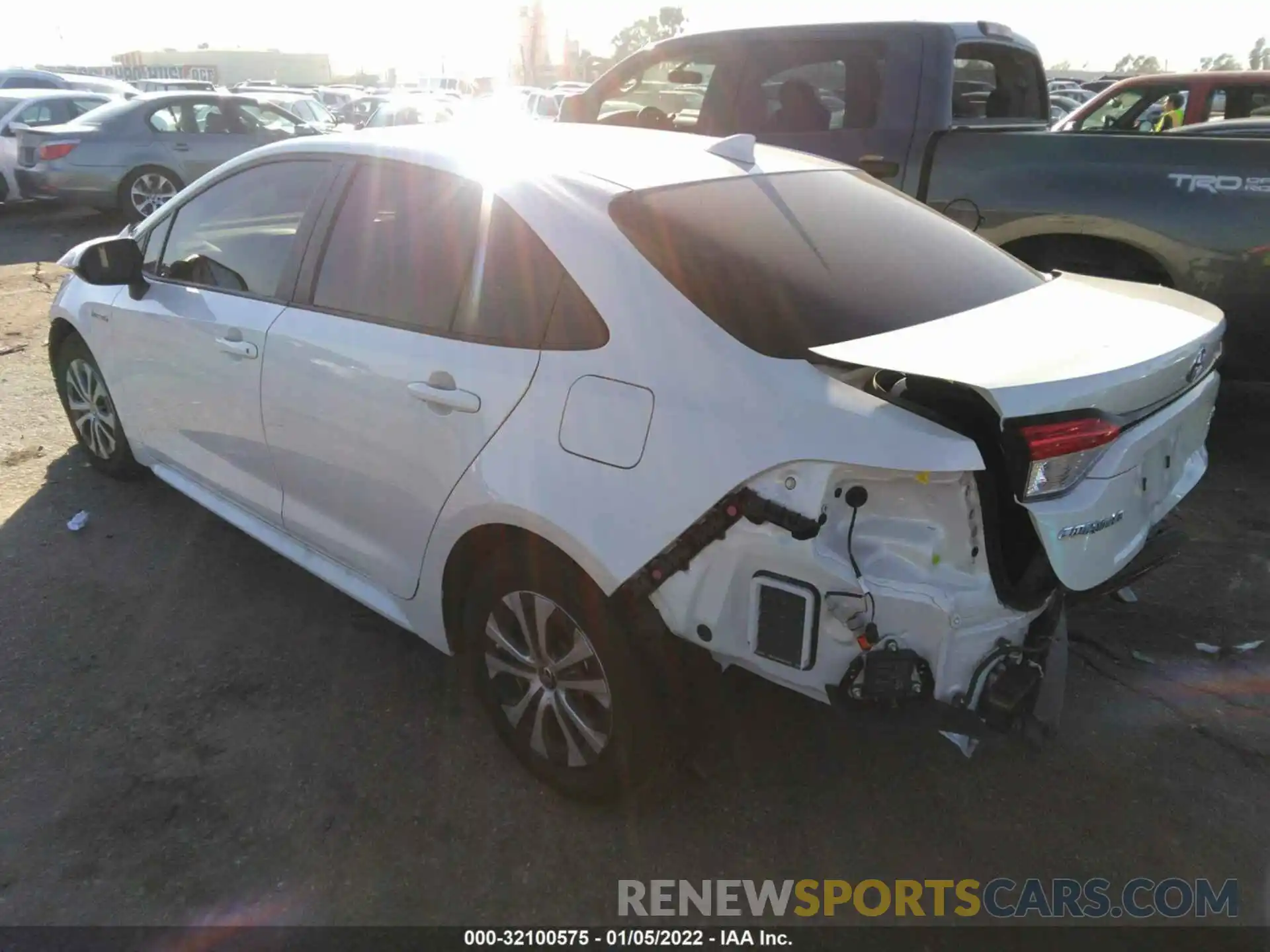 3 Photograph of a damaged car JTDEAMDE2MJ002638 TOYOTA COROLLA 2021