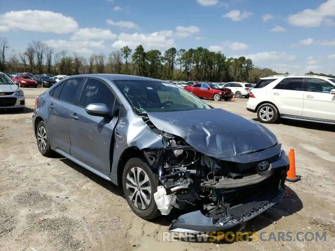 1 Photograph of a damaged car JTDEAMDE2MJ003398 TOYOTA COROLLA 2021