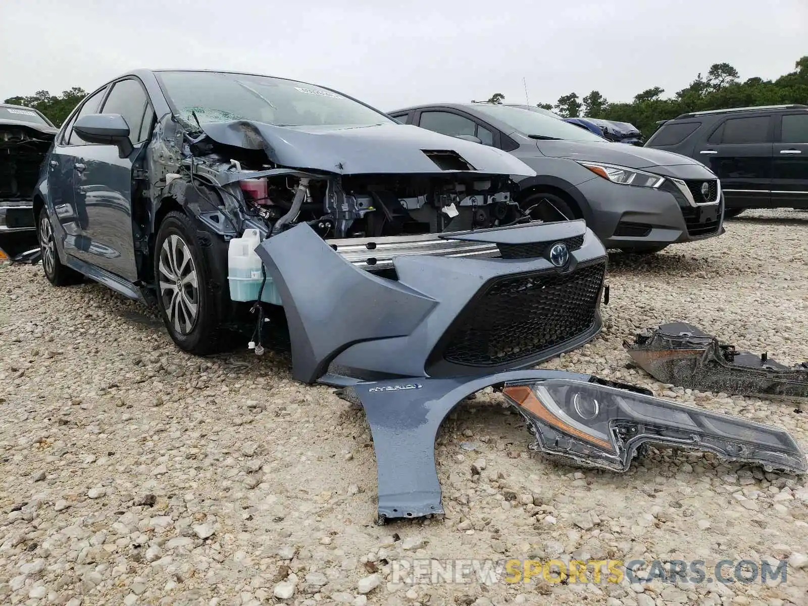 1 Photograph of a damaged car JTDEAMDE2MJ004910 TOYOTA COROLLA 2021