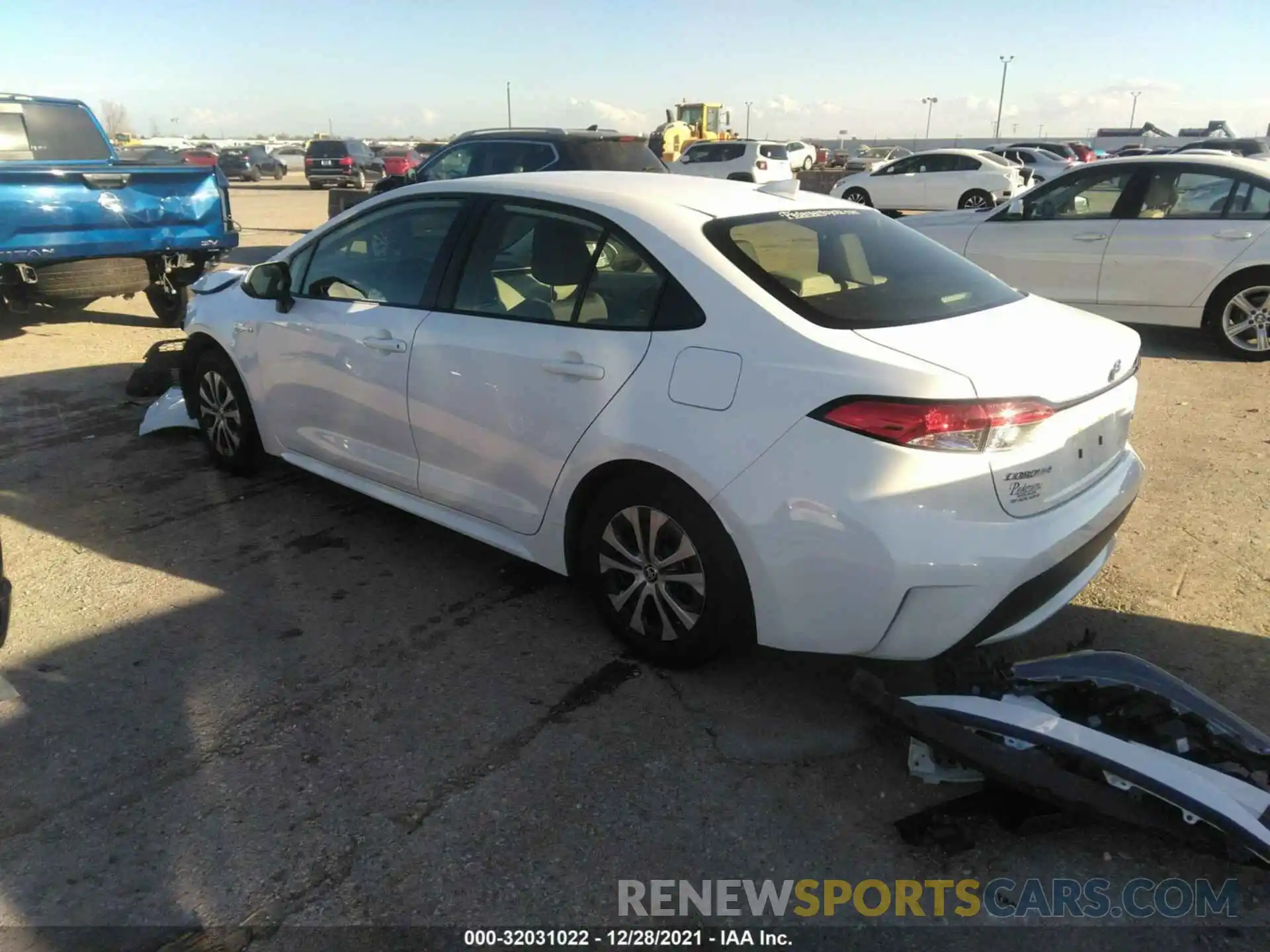 3 Photograph of a damaged car JTDEAMDE2MJ005345 TOYOTA COROLLA 2021