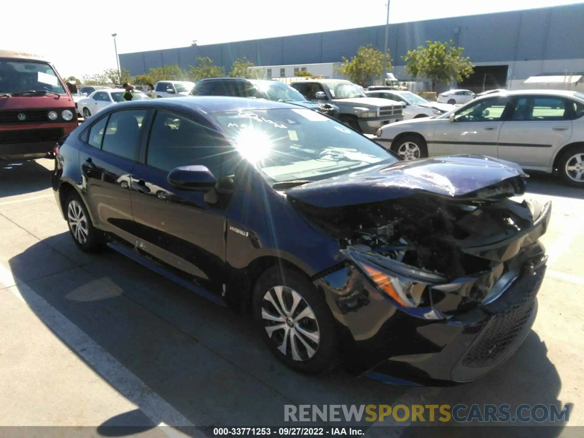 1 Photograph of a damaged car JTDEAMDE2MJ005569 TOYOTA COROLLA 2021