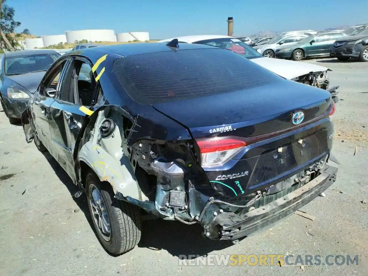 3 Photograph of a damaged car JTDEAMDE2MJ005913 TOYOTA COROLLA 2021