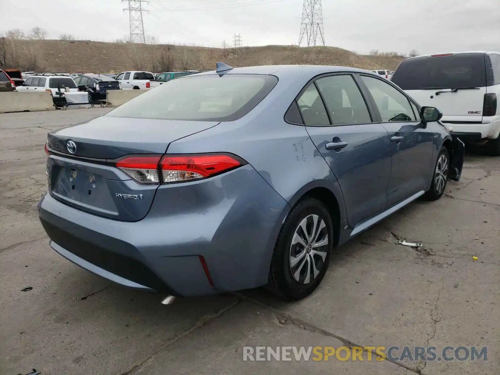 4 Photograph of a damaged car JTDEAMDE2MJ007192 TOYOTA COROLLA 2021