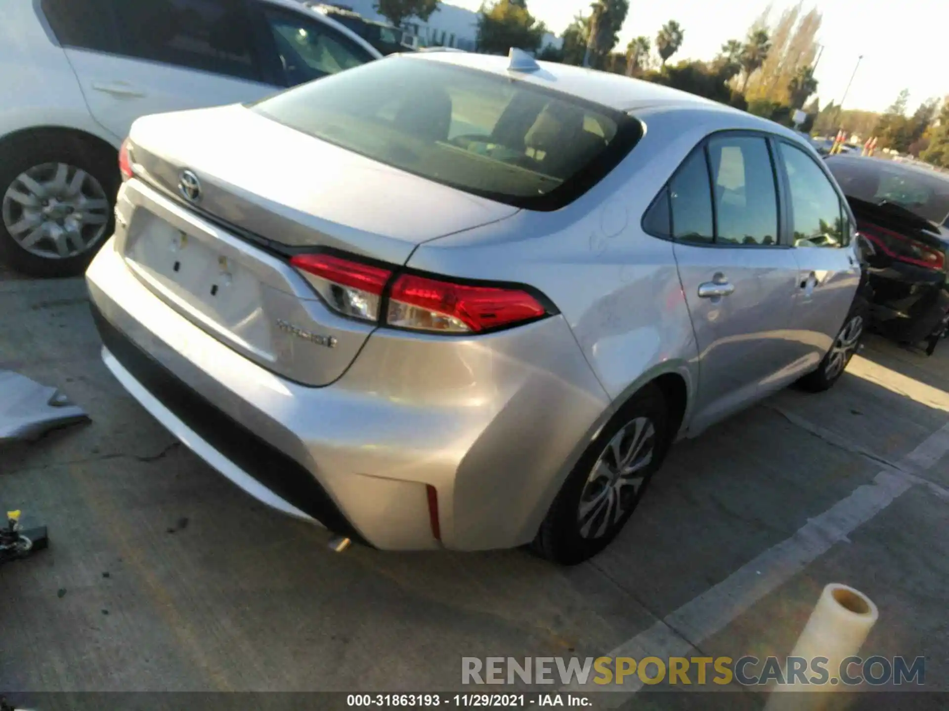 4 Photograph of a damaged car JTDEAMDE2MJ007712 TOYOTA COROLLA 2021