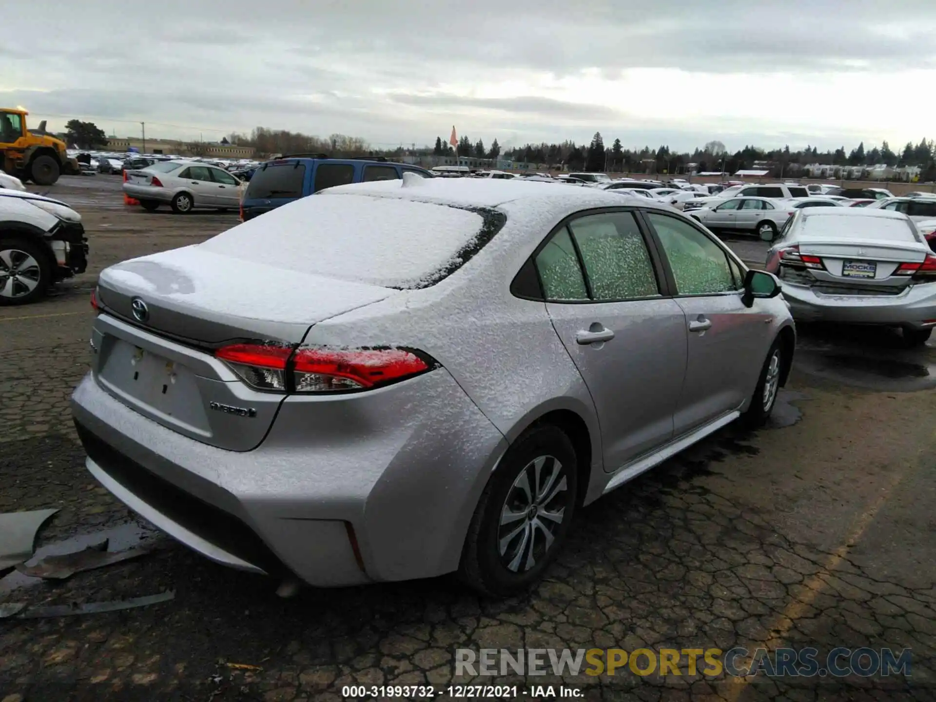 4 Photograph of a damaged car JTDEAMDE2MJ016121 TOYOTA COROLLA 2021