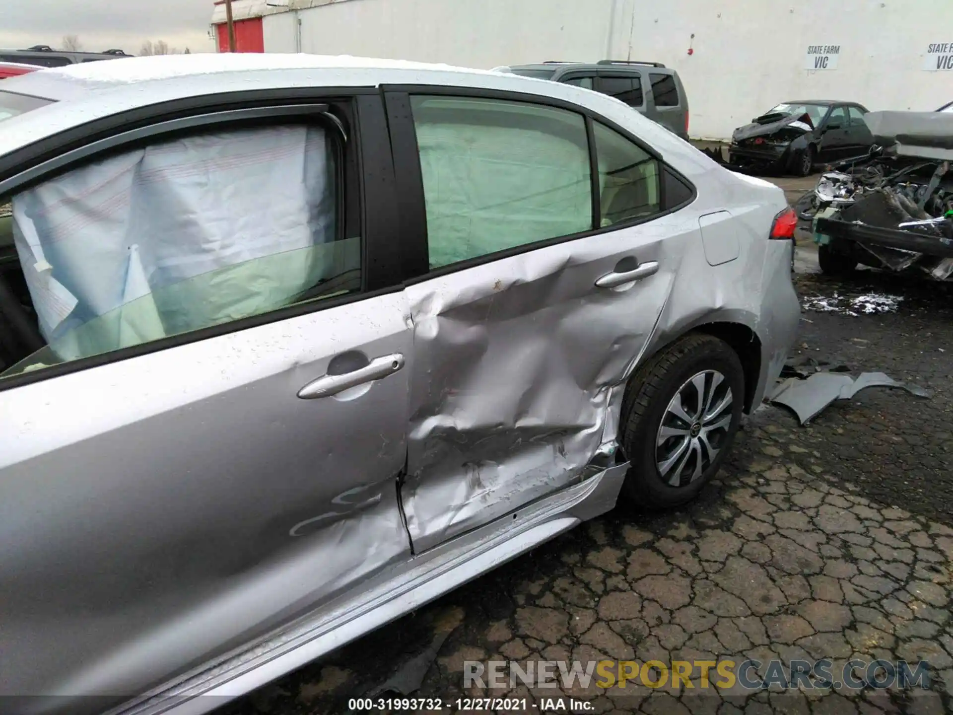 6 Photograph of a damaged car JTDEAMDE2MJ016121 TOYOTA COROLLA 2021