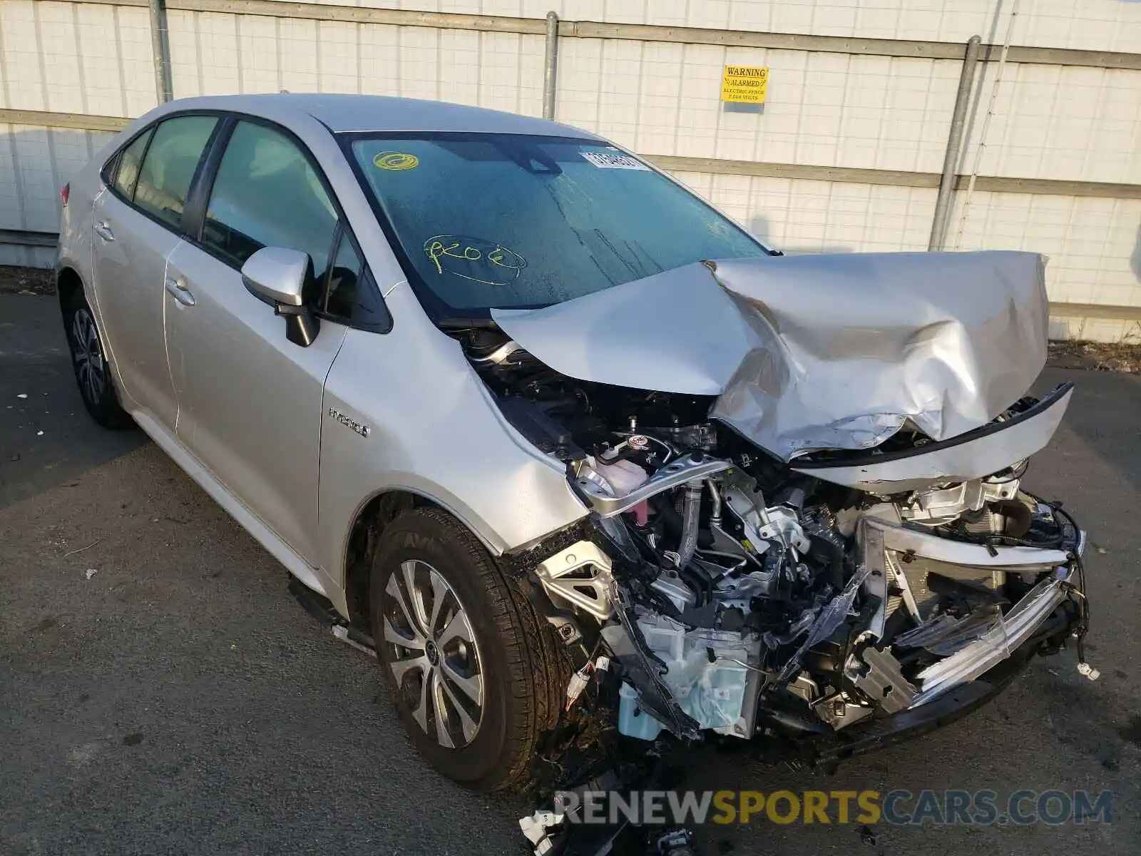 1 Photograph of a damaged car JTDEAMDE2MJ018418 TOYOTA COROLLA 2021