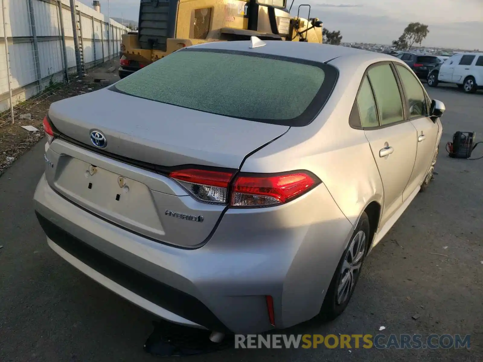 4 Photograph of a damaged car JTDEAMDE2MJ018418 TOYOTA COROLLA 2021