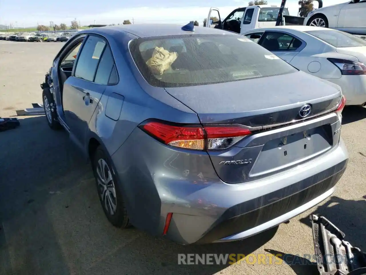 3 Photograph of a damaged car JTDEAMDE2MJ027507 TOYOTA COROLLA 2021