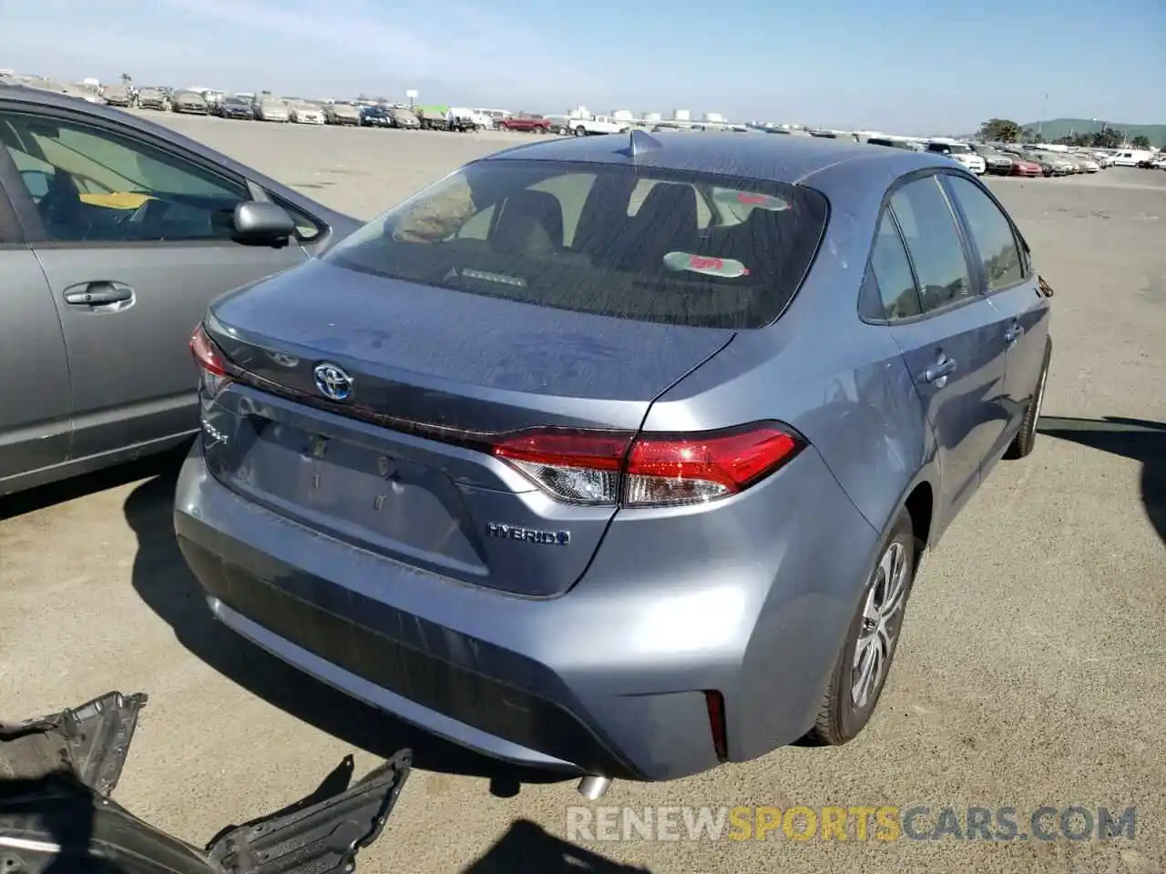 4 Photograph of a damaged car JTDEAMDE2MJ027507 TOYOTA COROLLA 2021