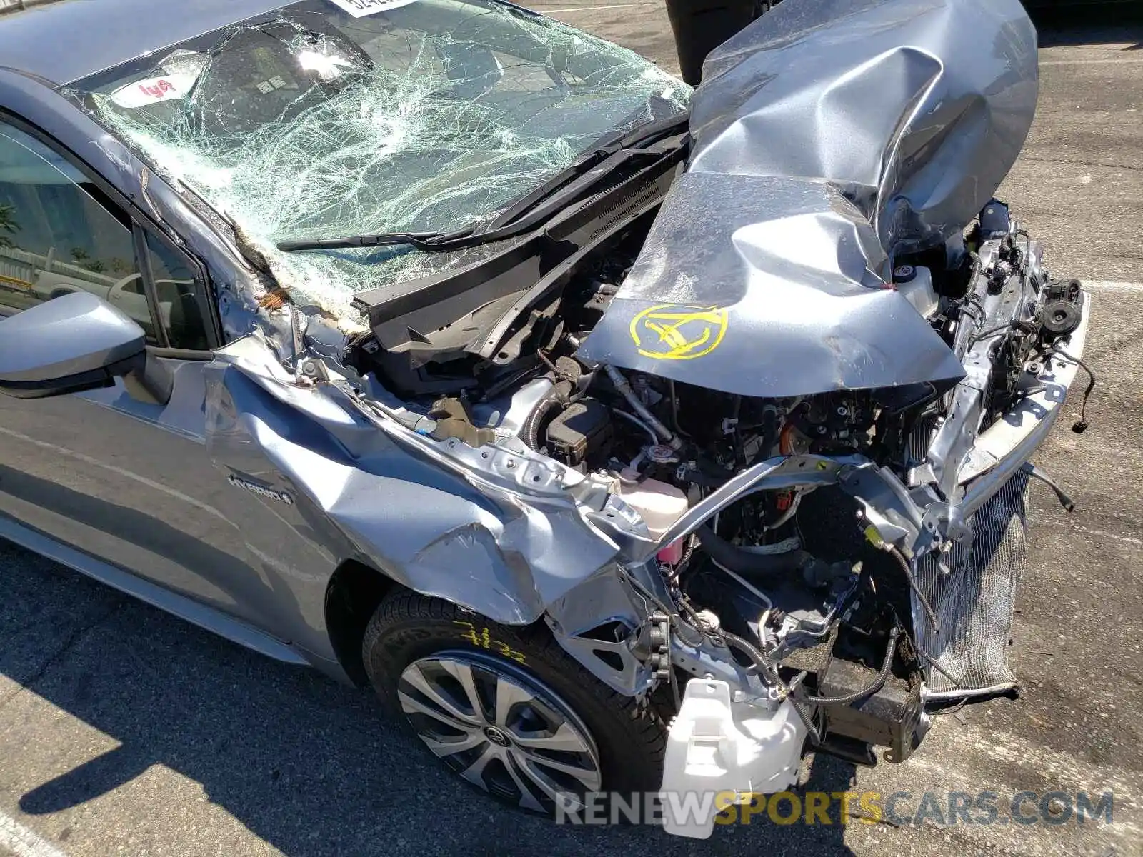 9 Photograph of a damaged car JTDEAMDE2MJ027863 TOYOTA COROLLA 2021