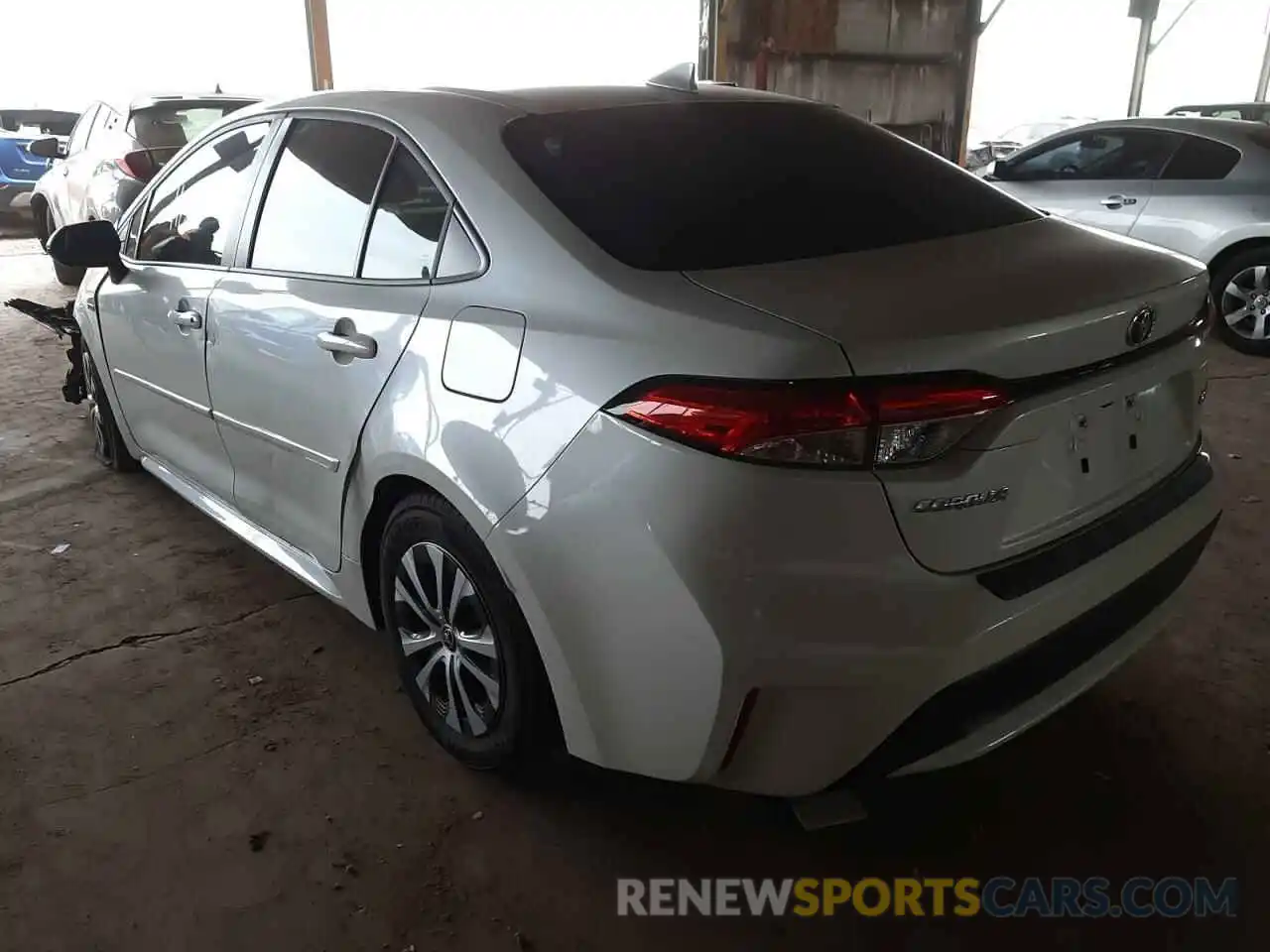 3 Photograph of a damaged car JTDEAMDE2MJ030469 TOYOTA COROLLA 2021