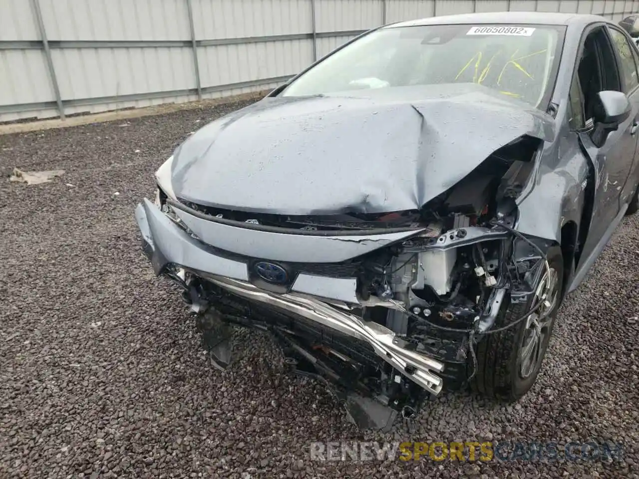 9 Photograph of a damaged car JTDEAMDE2MJ031931 TOYOTA COROLLA 2021