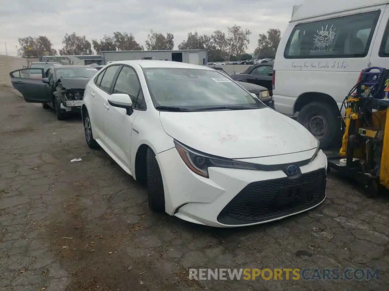 1 Photograph of a damaged car JTDEAMDE2MJ033971 TOYOTA COROLLA 2021