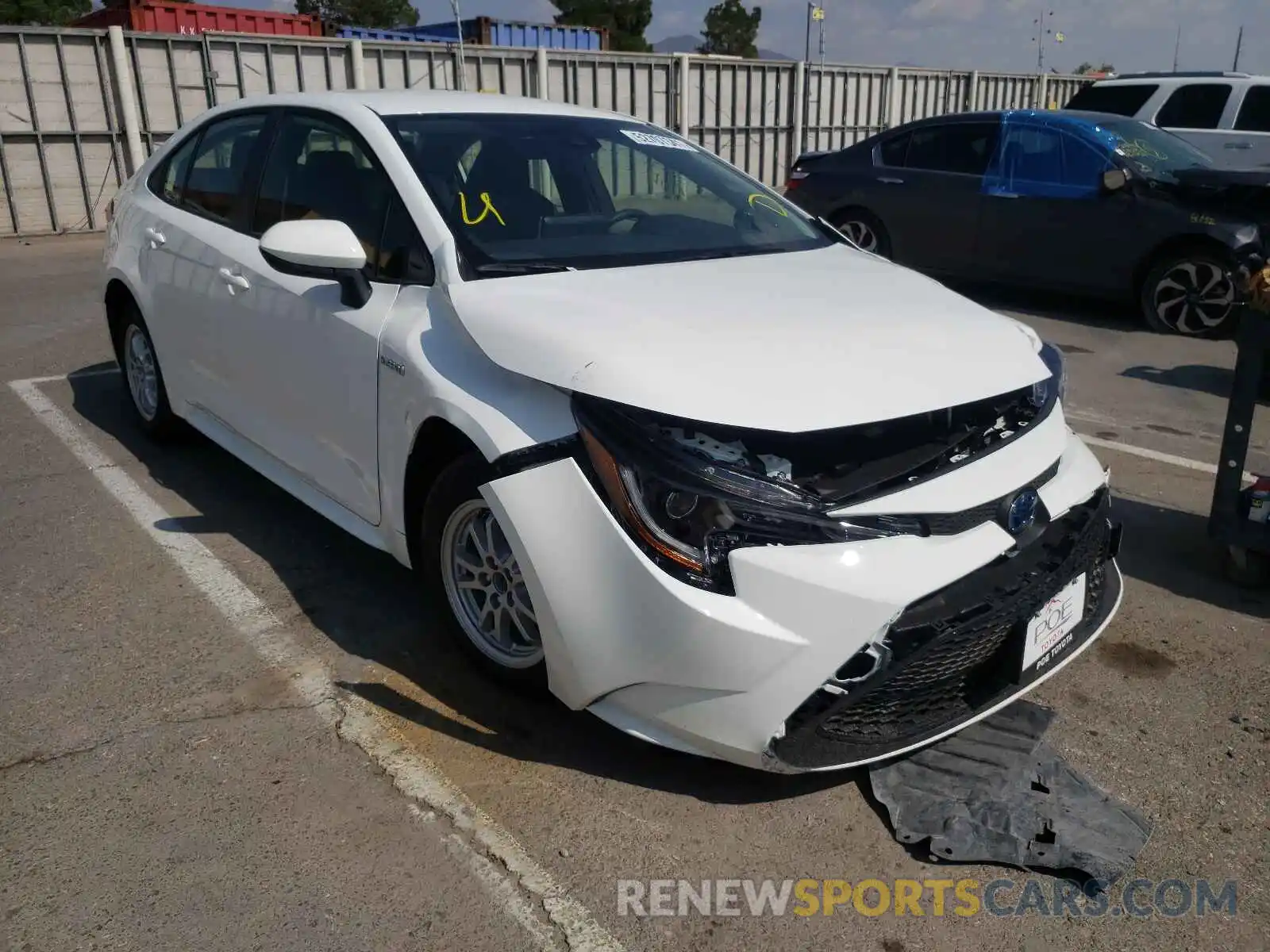 1 Photograph of a damaged car JTDEAMDE2MJ035543 TOYOTA COROLLA 2021