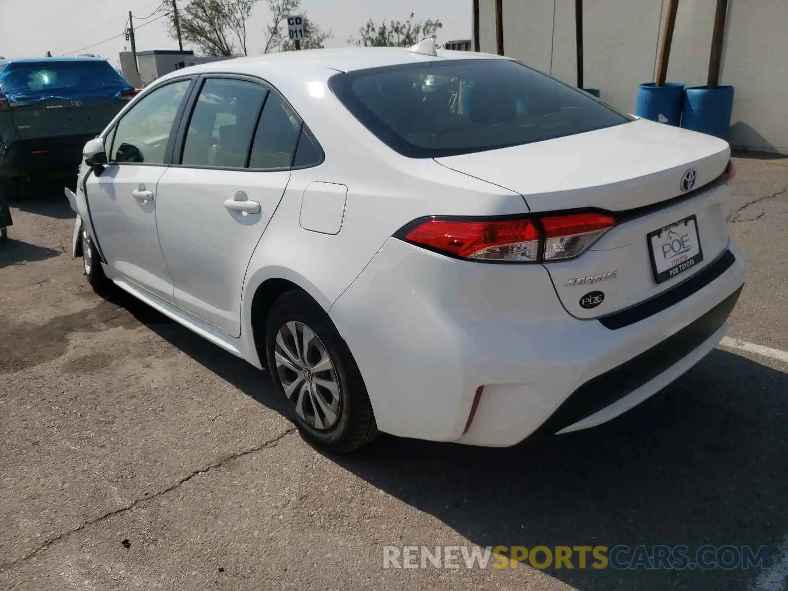 3 Photograph of a damaged car JTDEAMDE2MJ035543 TOYOTA COROLLA 2021